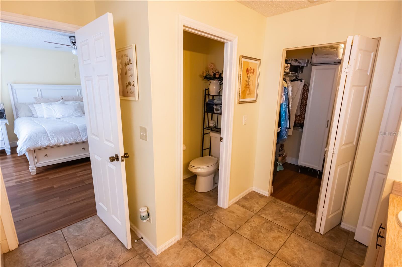 Image 24 of 64 For 716 Burlwood Street