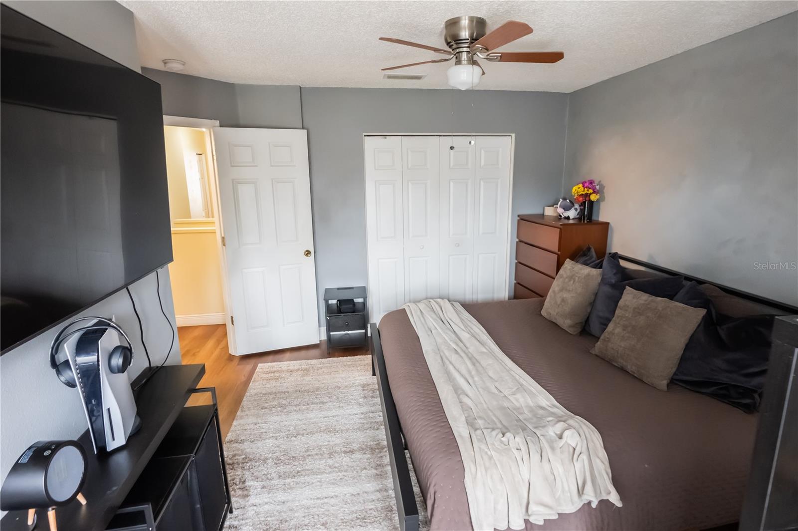 Image 36 of 64 For 716 Burlwood Street