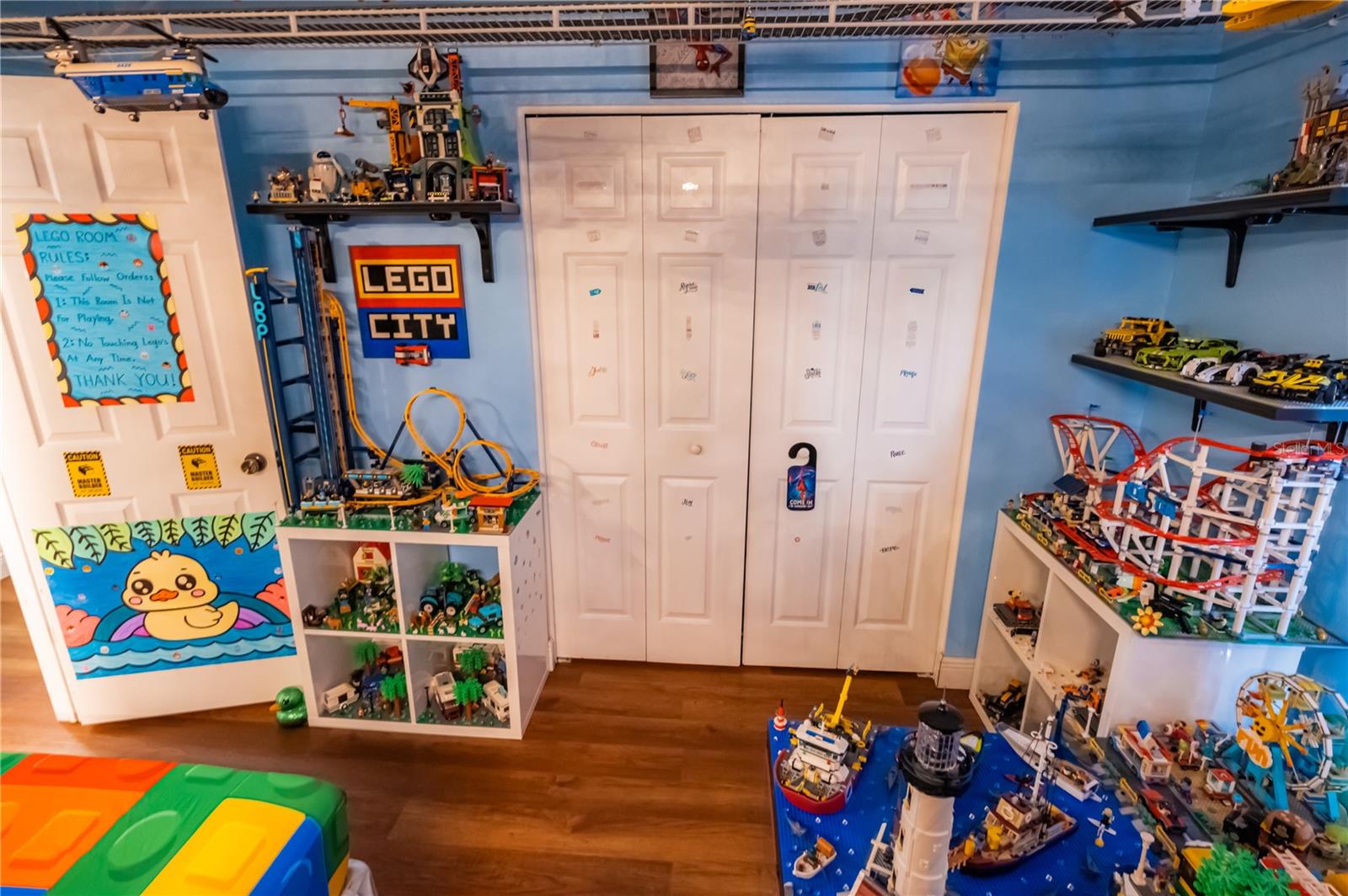 Image 38 of 64 For 716 Burlwood Street