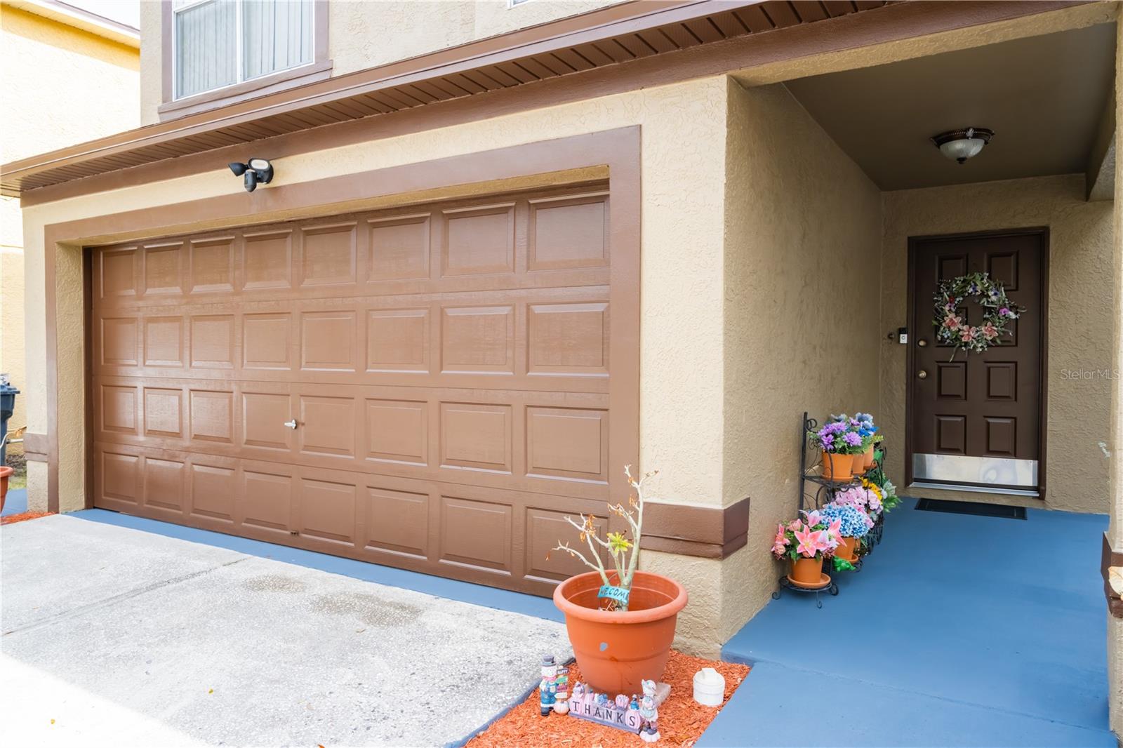 Image 4 of 64 For 716 Burlwood Street