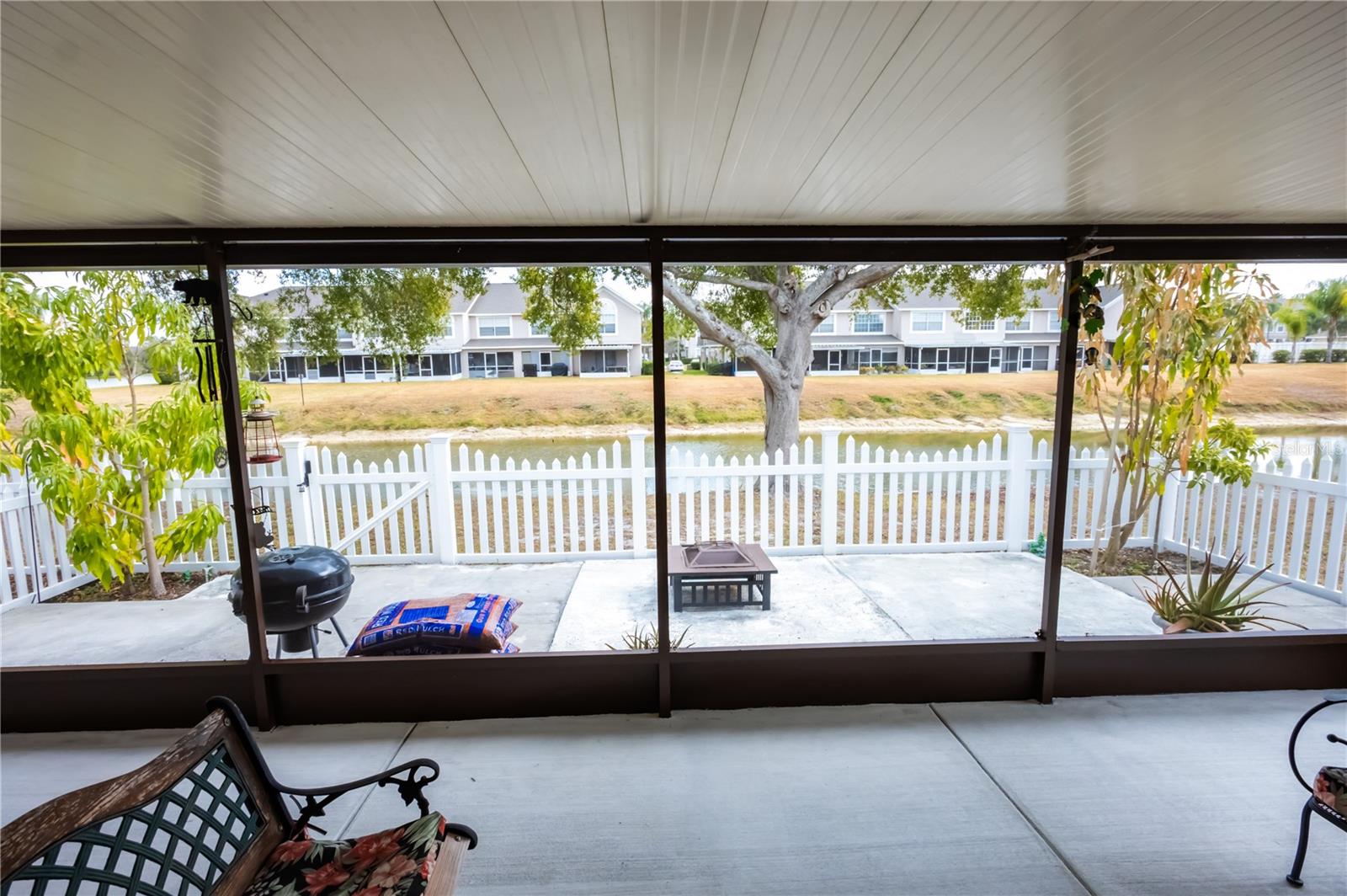 Image 50 of 64 For 716 Burlwood Street