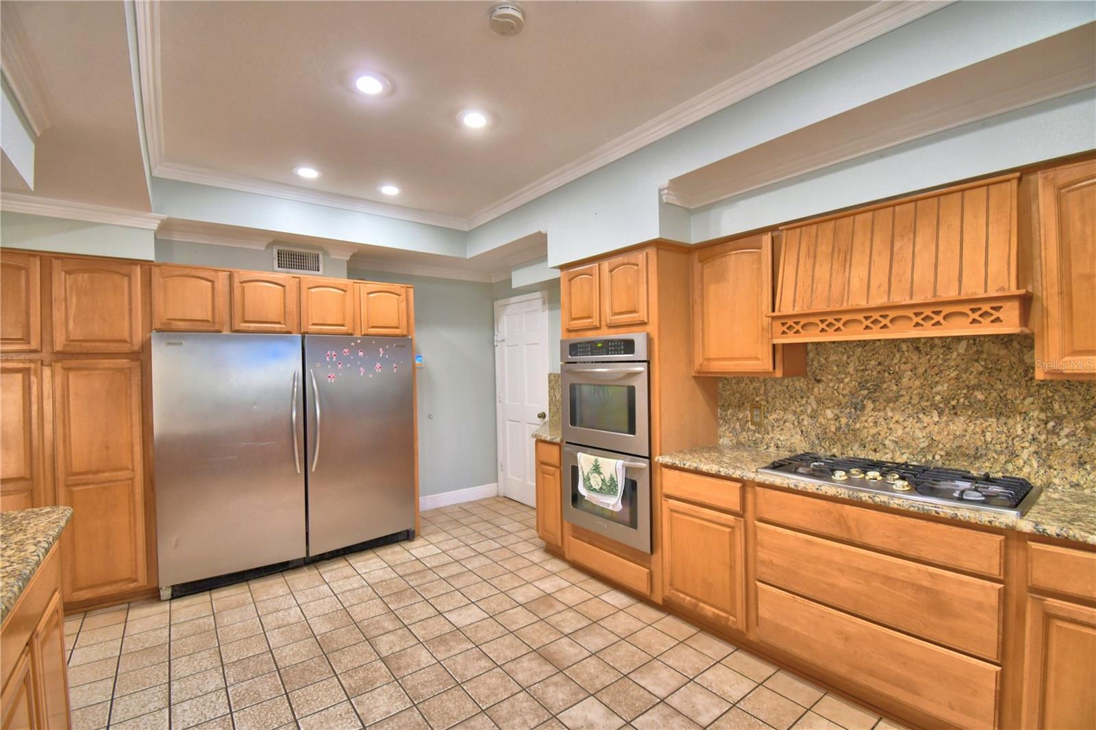 Image 16 of 91 For 700 Mckay Drive