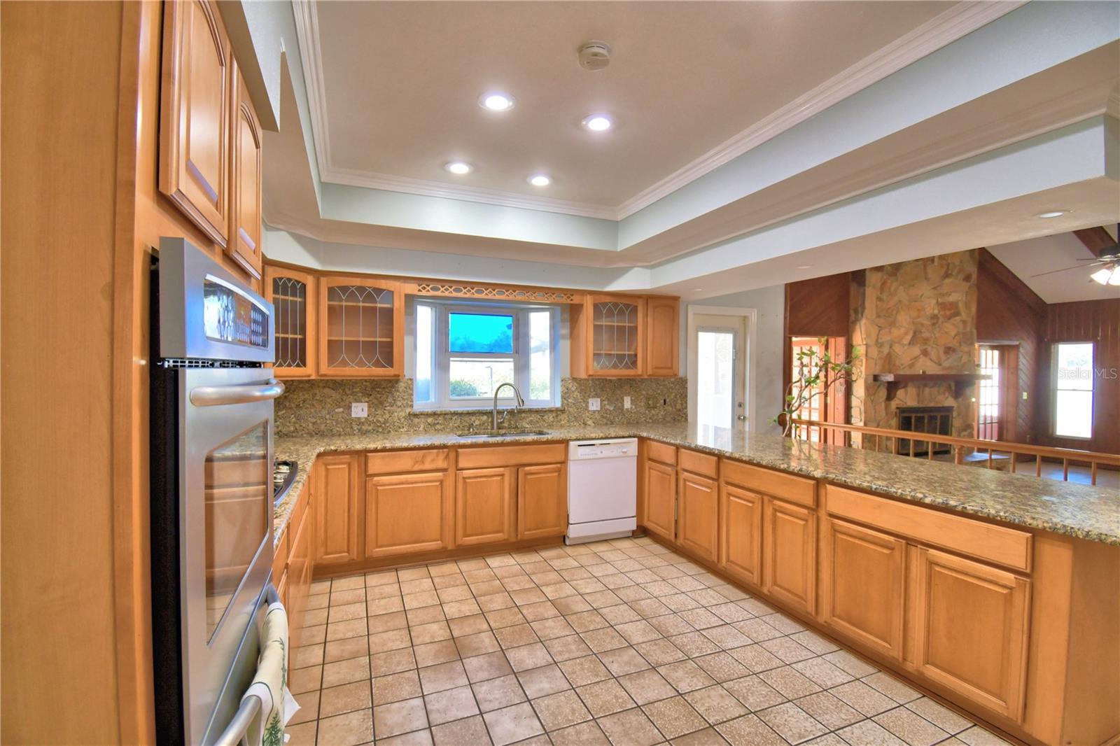 Image 17 of 91 For 700 Mckay Drive