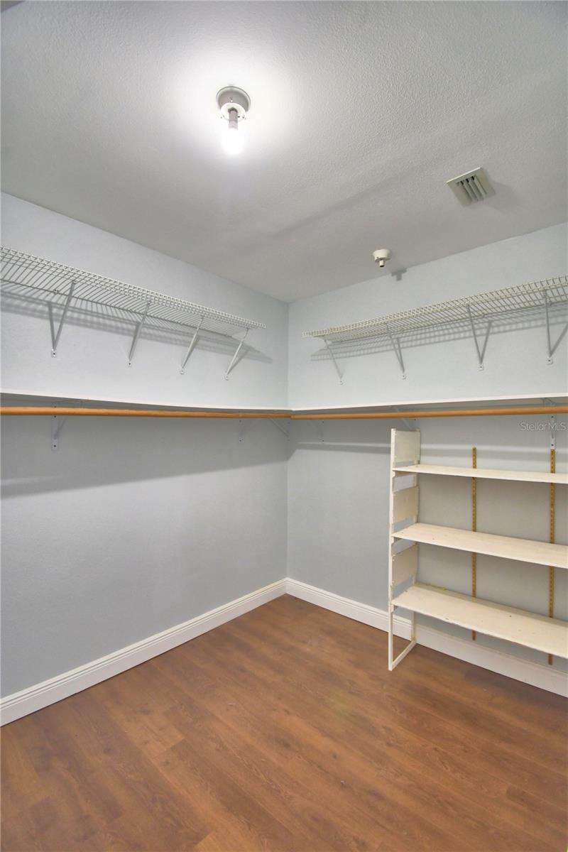 Image 32 of 91 For 700 Mckay Drive