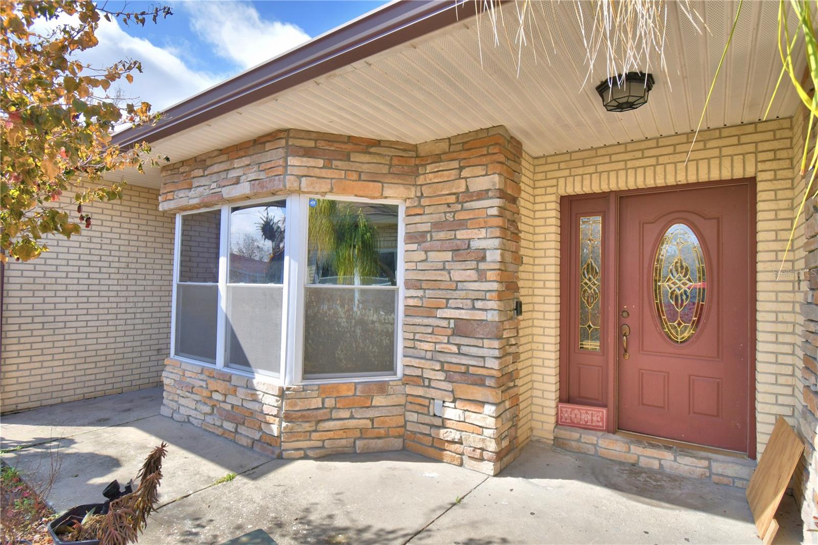 Image 4 of 91 For 700 Mckay Drive