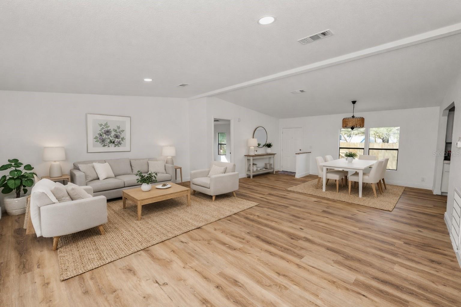 Image 11 of 74 For 370 Cameron Street