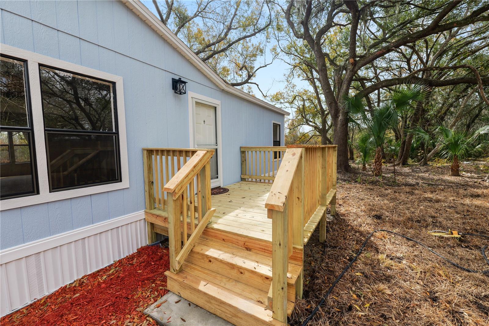 Image 6 of 74 For 370 Cameron Street