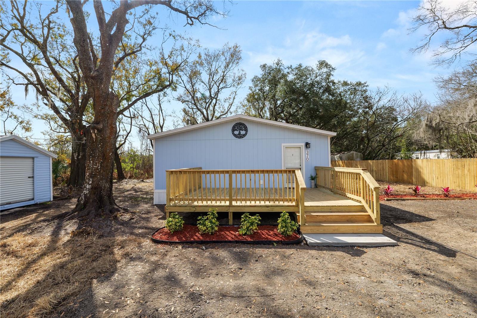 Image 7 of 74 For 370 Cameron Street