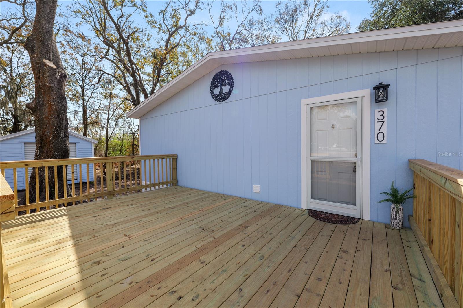 Image 8 of 74 For 370 Cameron Street