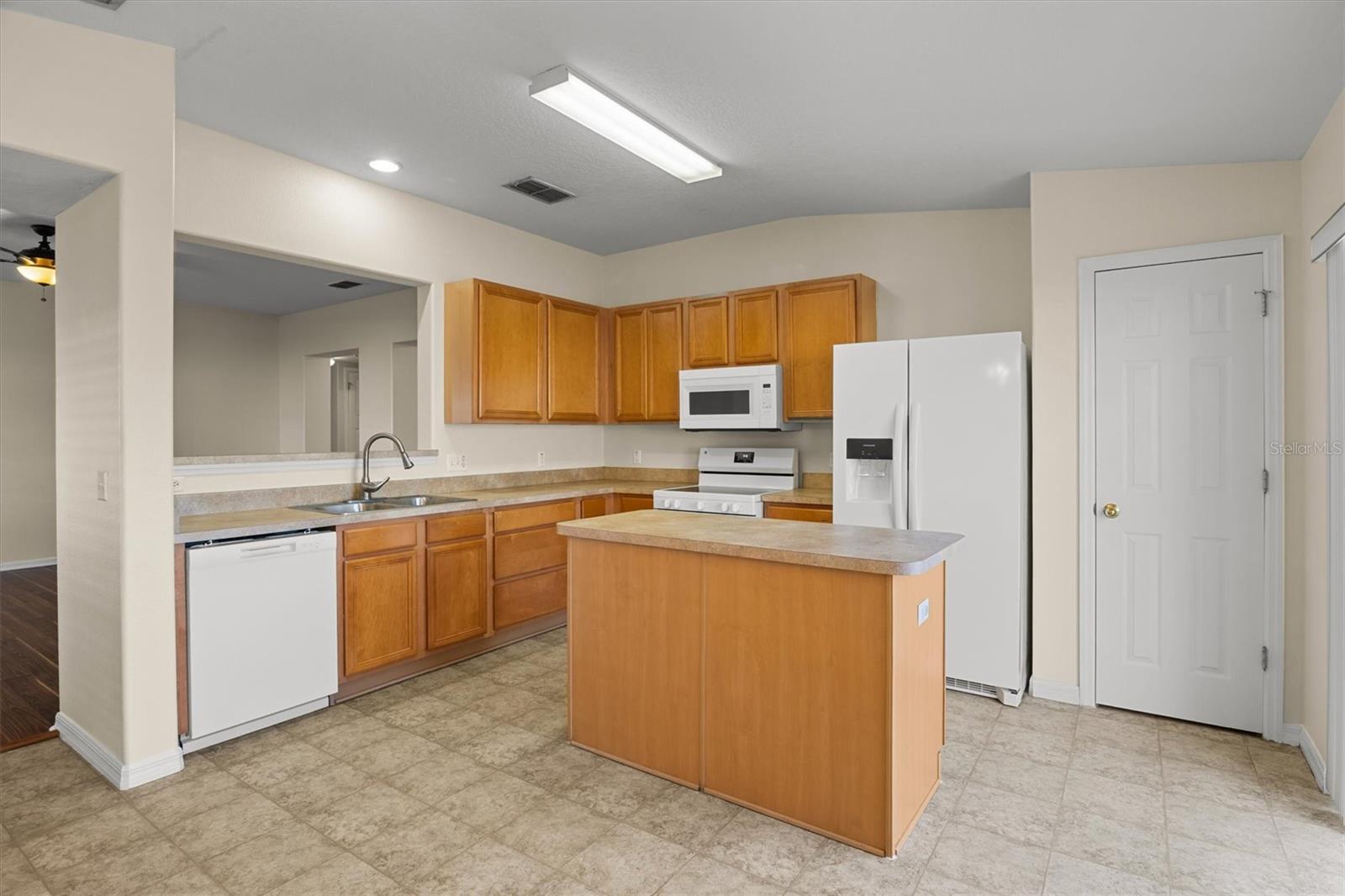 Image 10 of 31 For 3132 Kearns Road