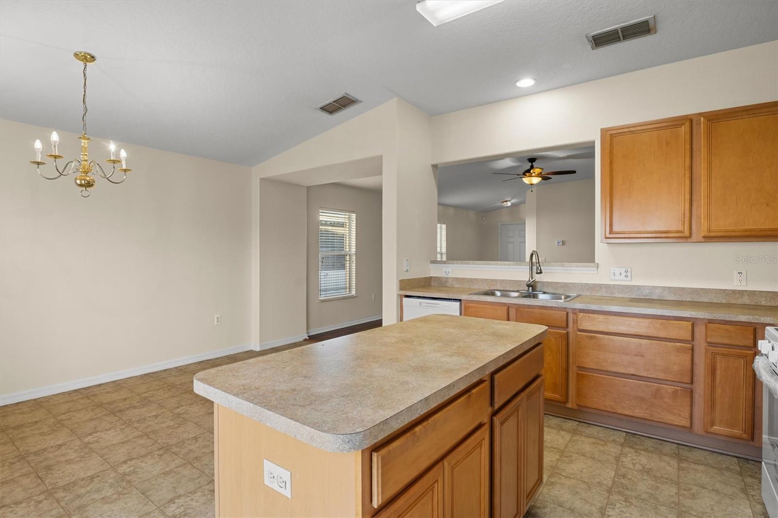 Image 12 of 31 For 3132 Kearns Road