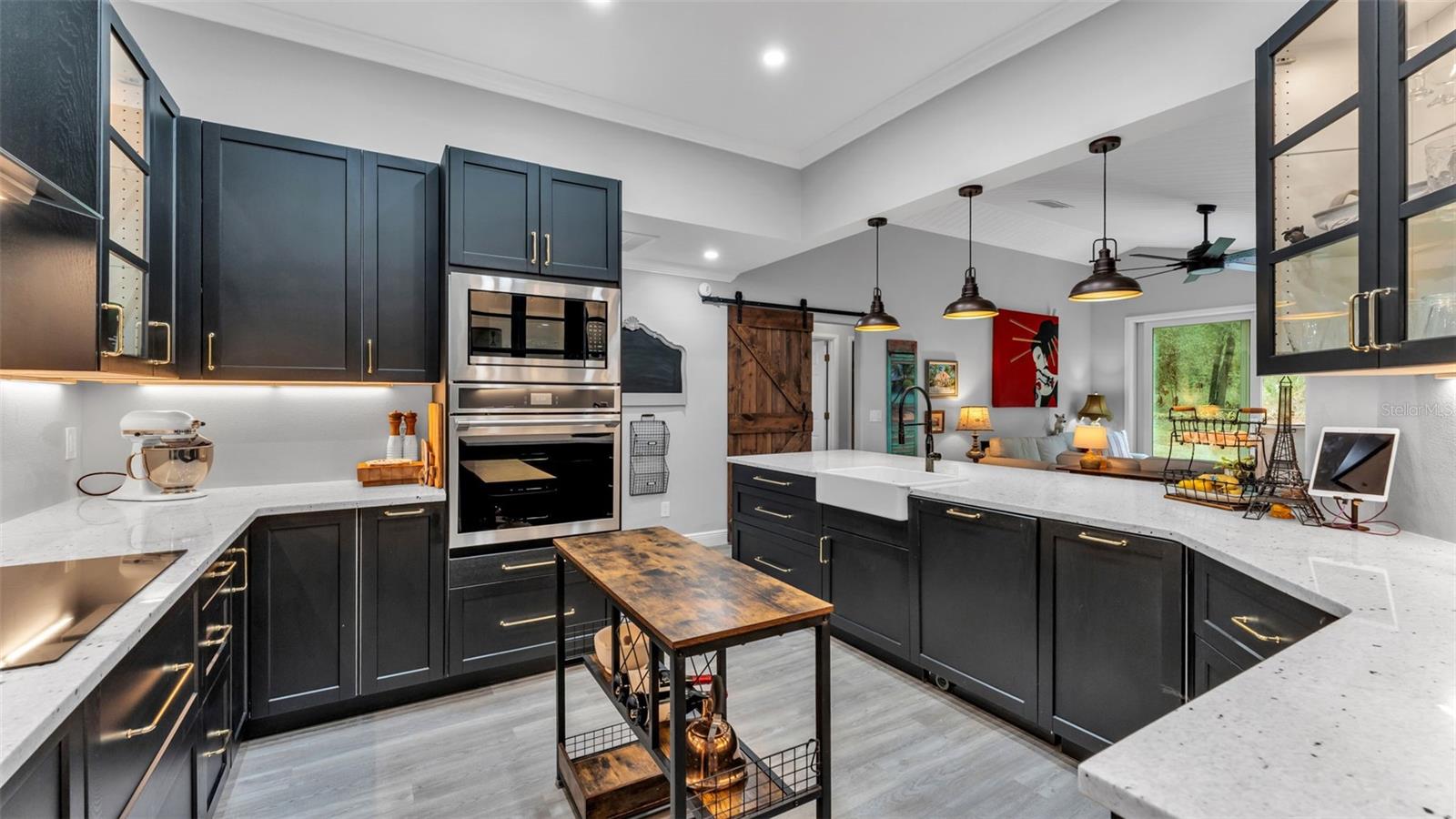 Image 15 of 95 For 422 Mccormick Road