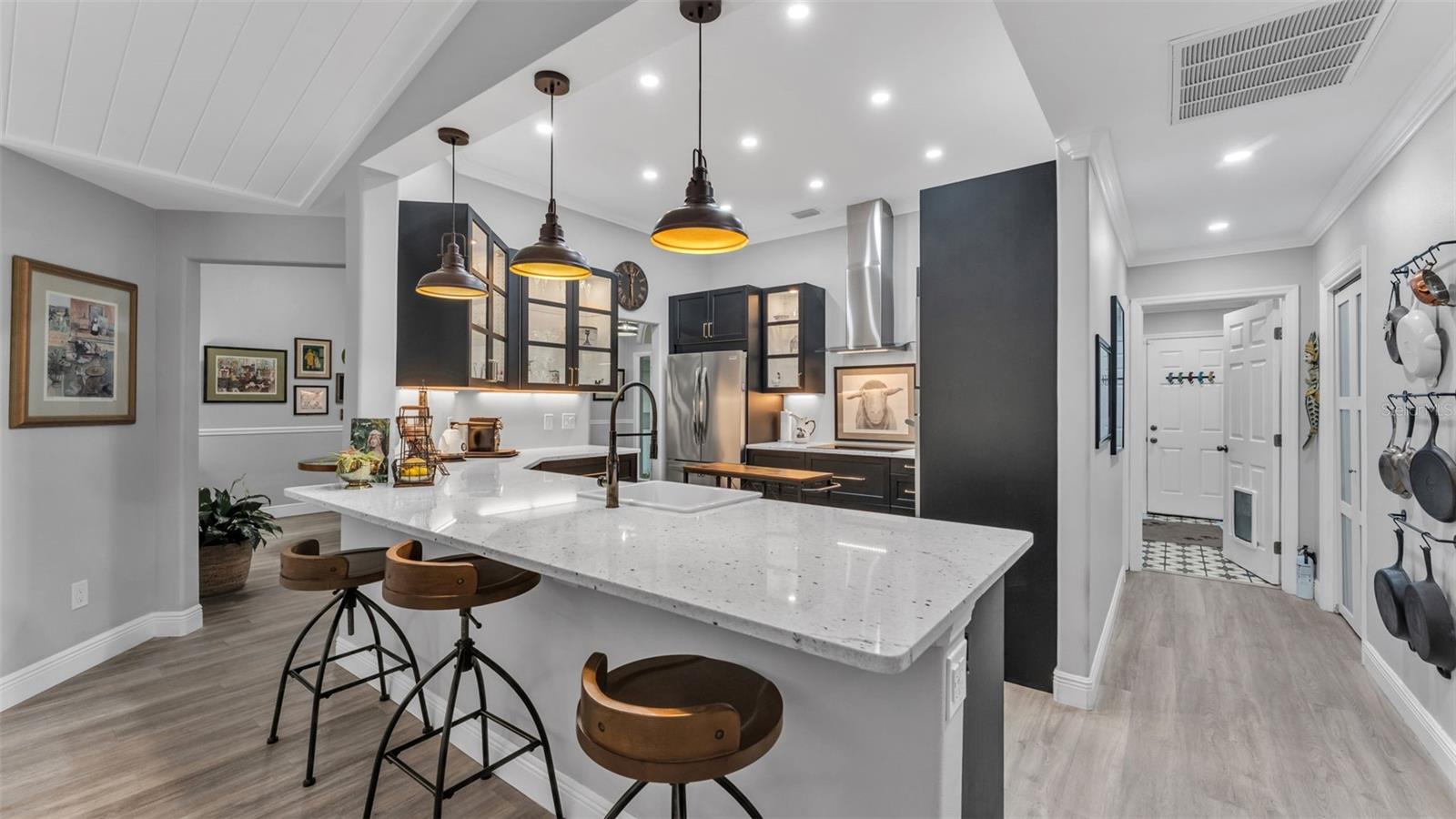 Image 20 of 95 For 422 Mccormick Road