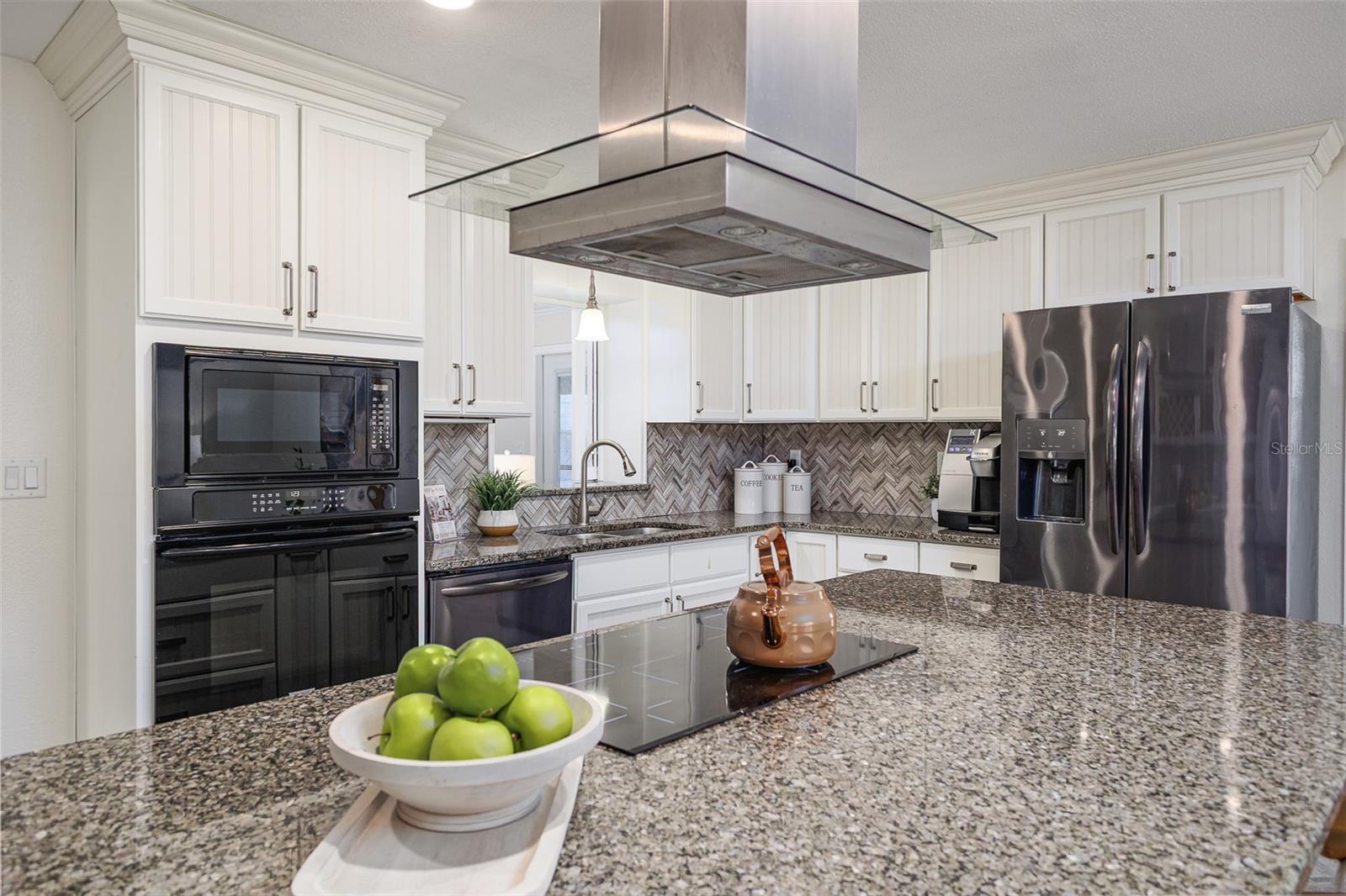 Image 10 of 46 For 2213 Pilaklakaha Avenue