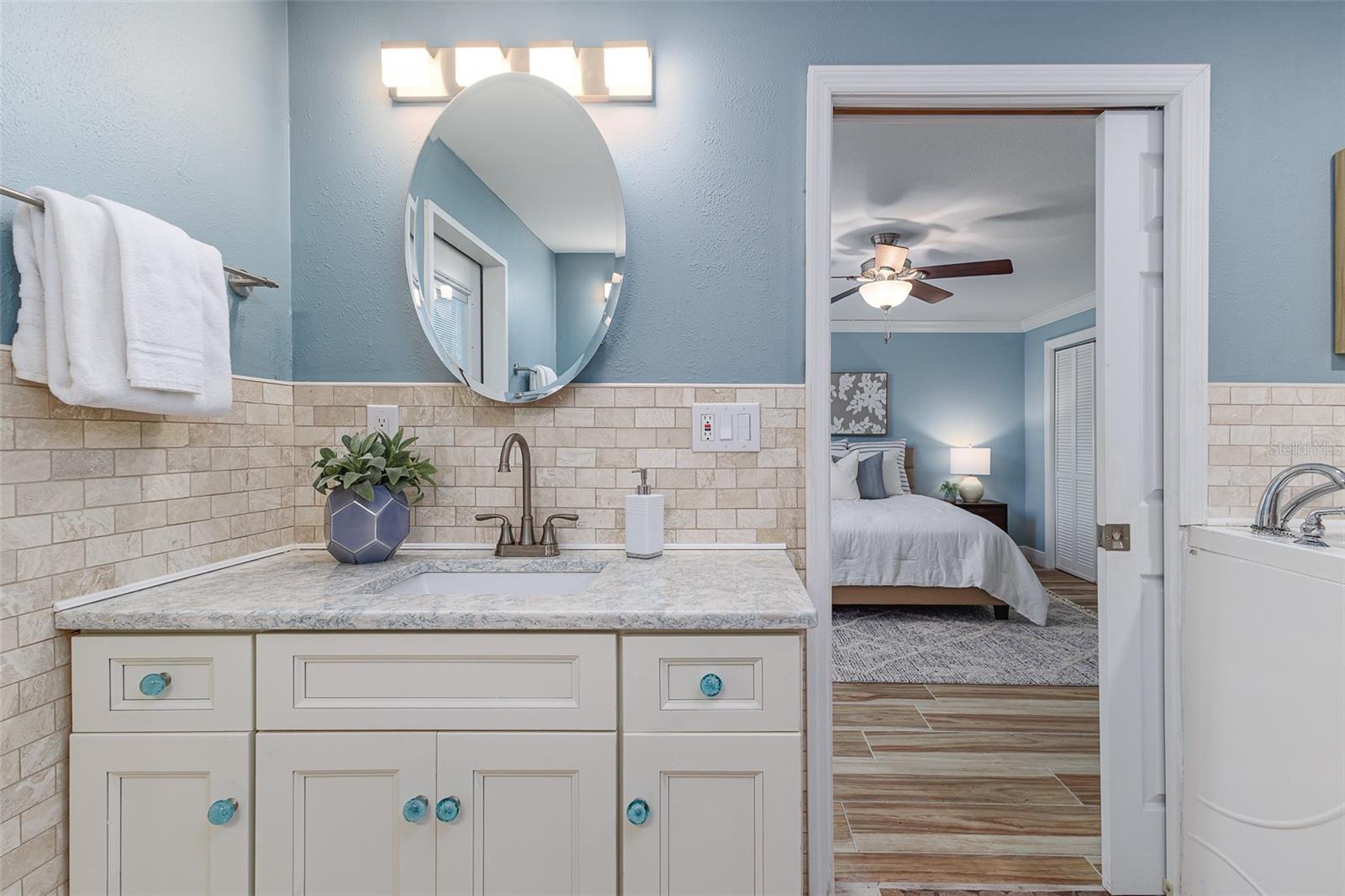 Image 25 of 46 For 2213 Pilaklakaha Avenue