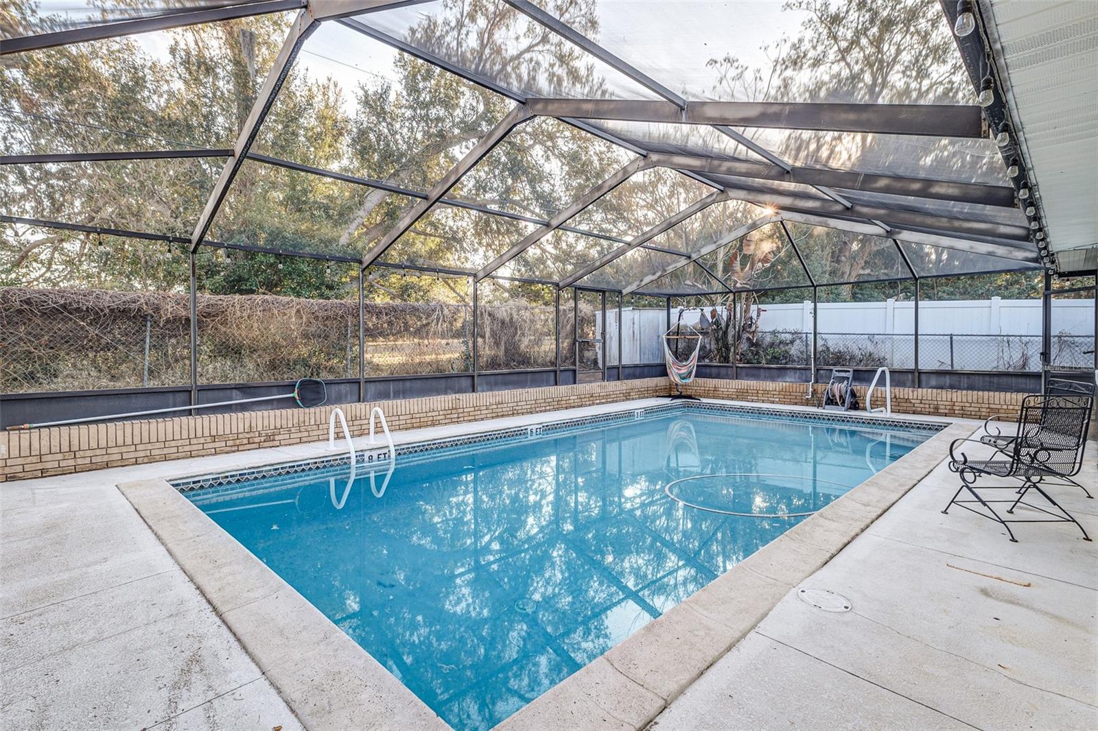 Image 38 of 46 For 2213 Pilaklakaha Avenue