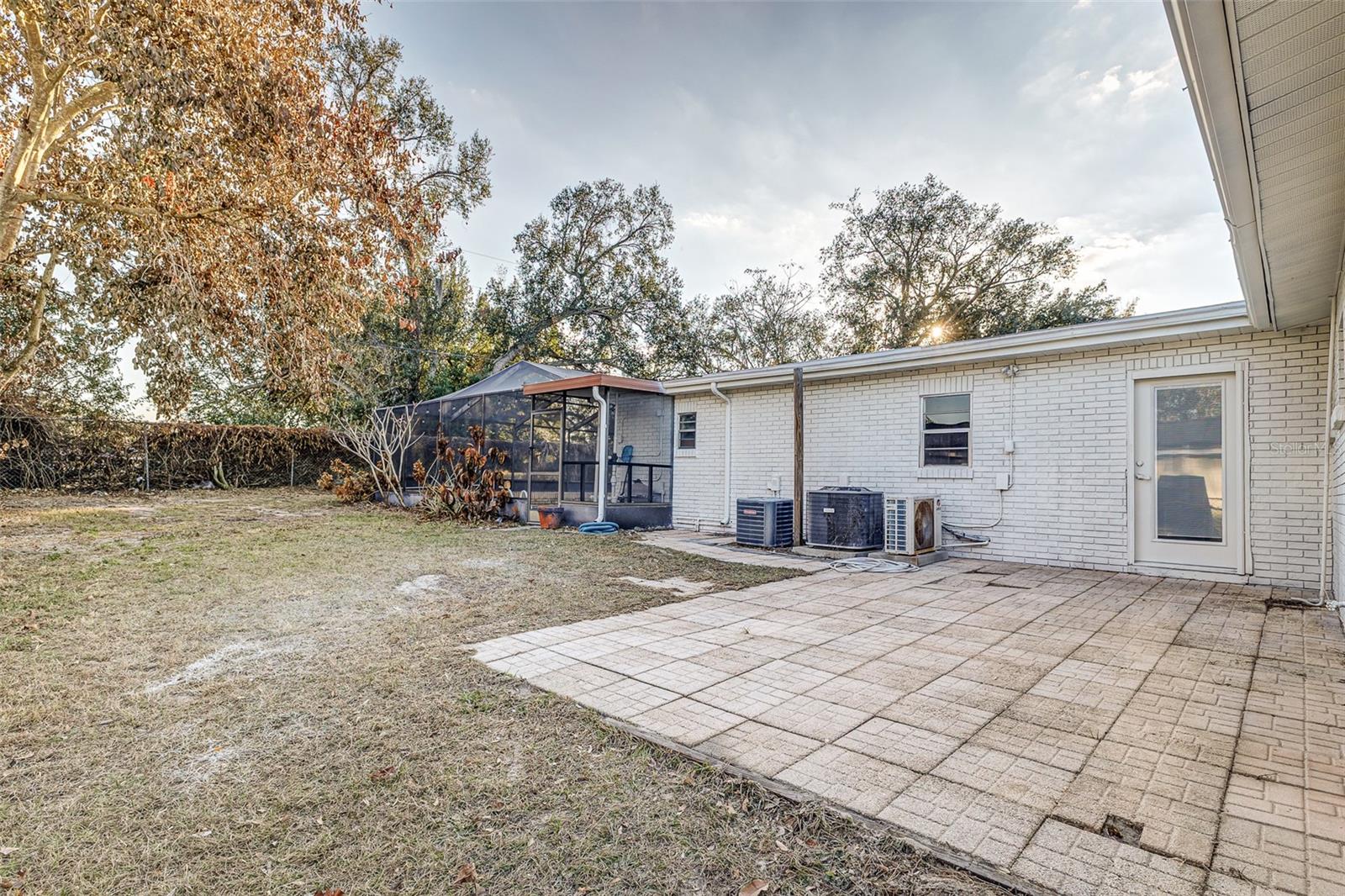 Image 42 of 46 For 2213 Pilaklakaha Avenue