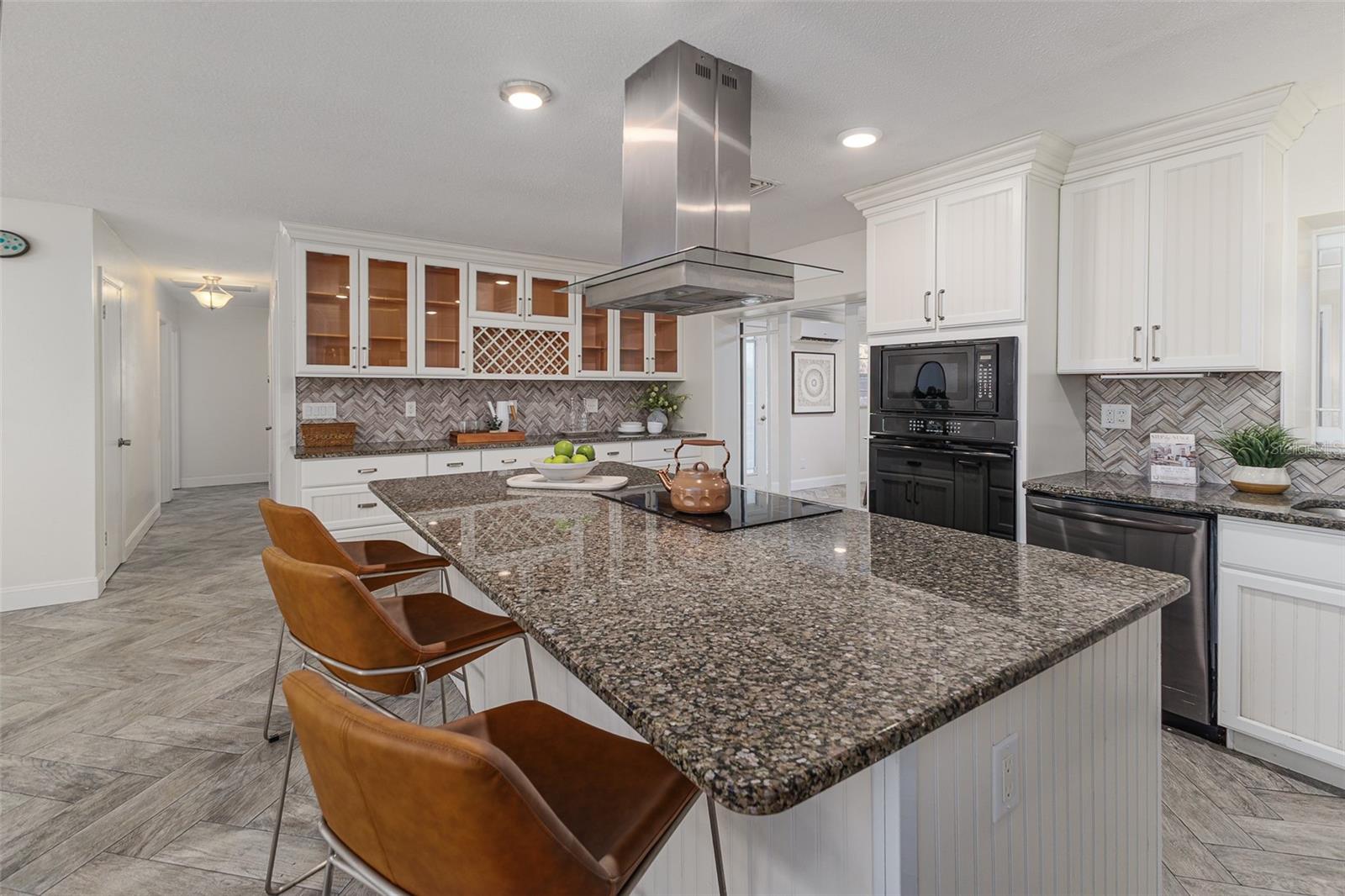 Image 8 of 46 For 2213 Pilaklakaha Avenue