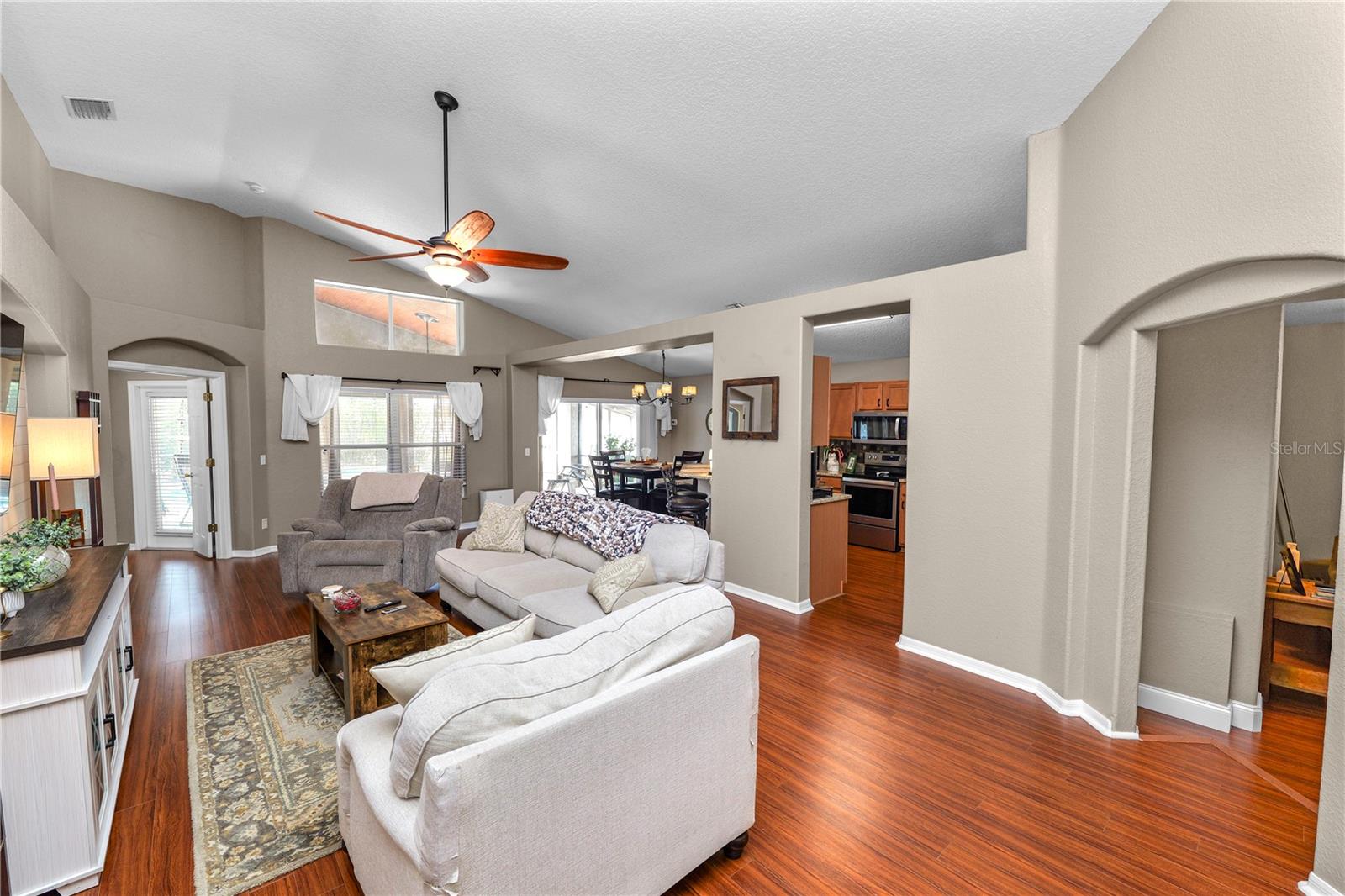 Image 12 of 39 For 3108 Buckeye Pointe Drive