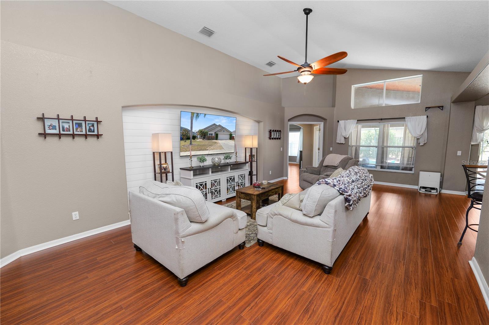 Image 13 of 39 For 3108 Buckeye Pointe Drive