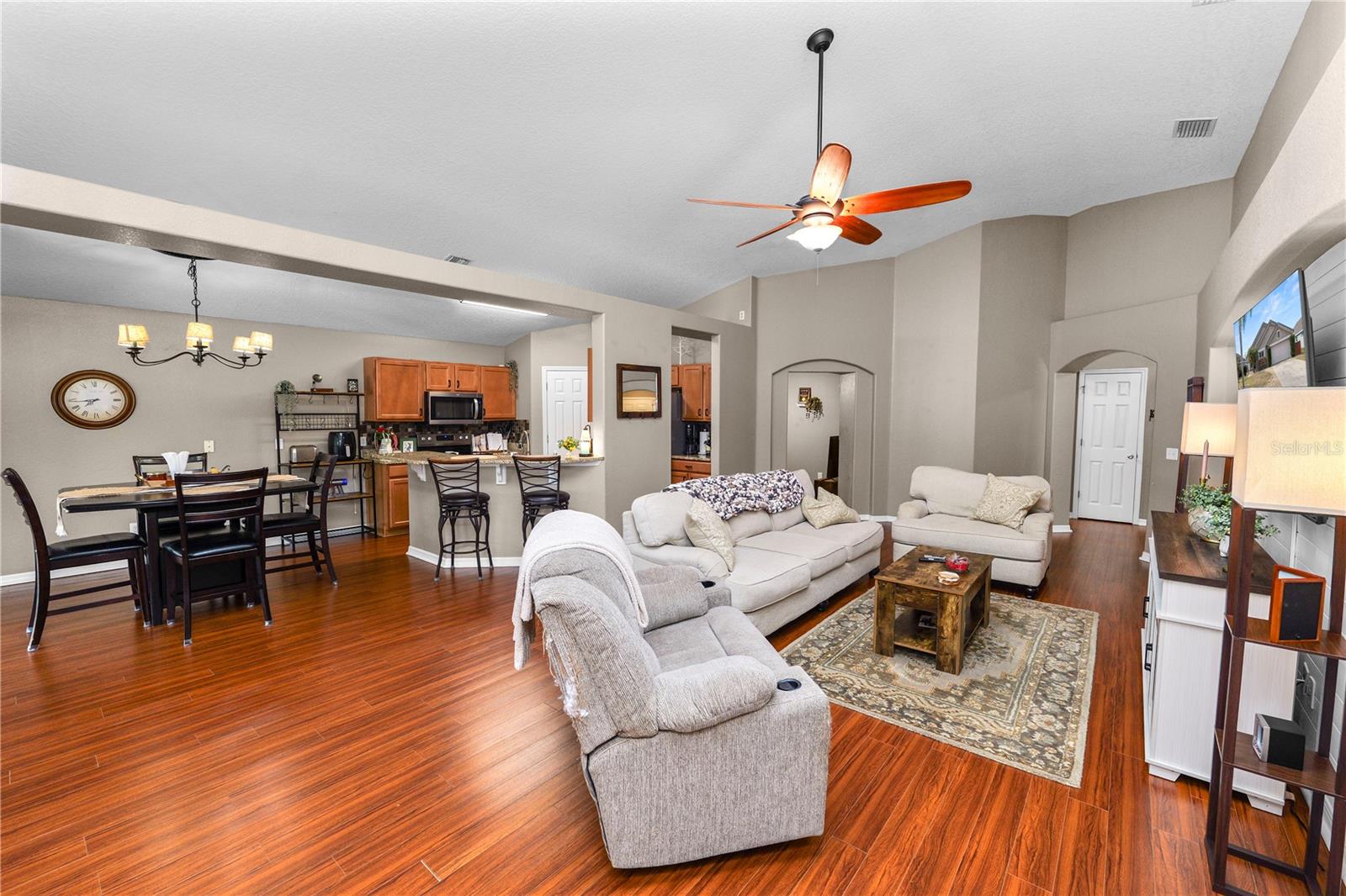 Image 15 of 39 For 3108 Buckeye Pointe Drive