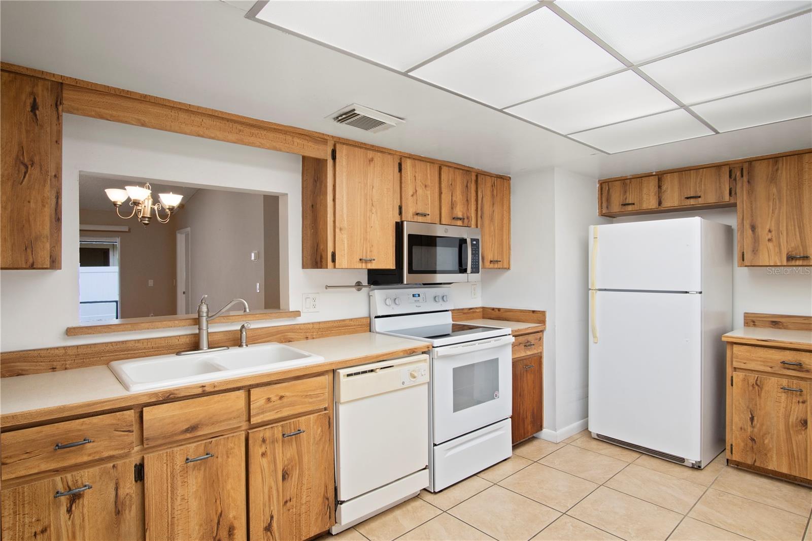 Image 5 of 21 For 4310 Suntree Boulevard