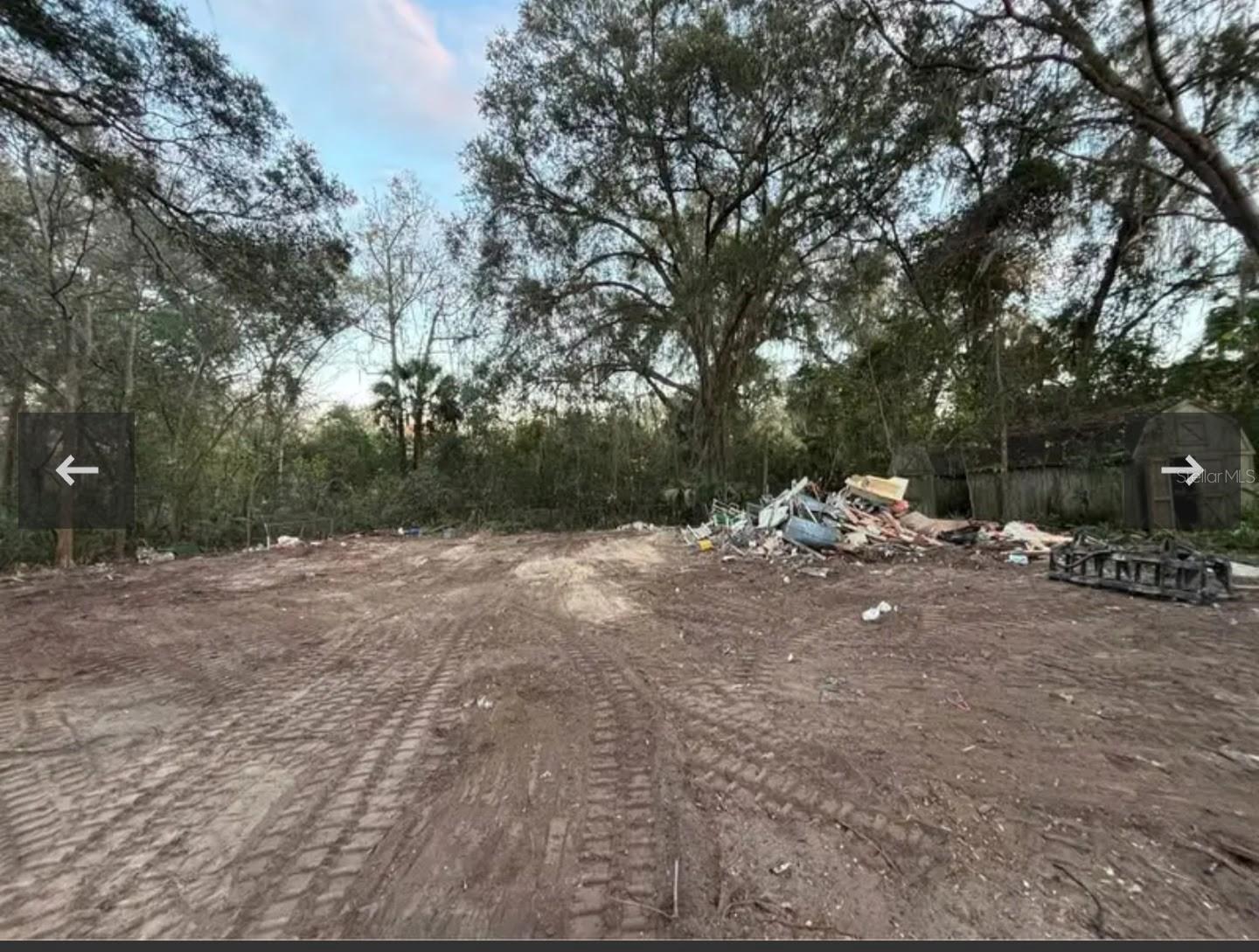 Image 3 of 7 For 8549 Magnolia Avenue