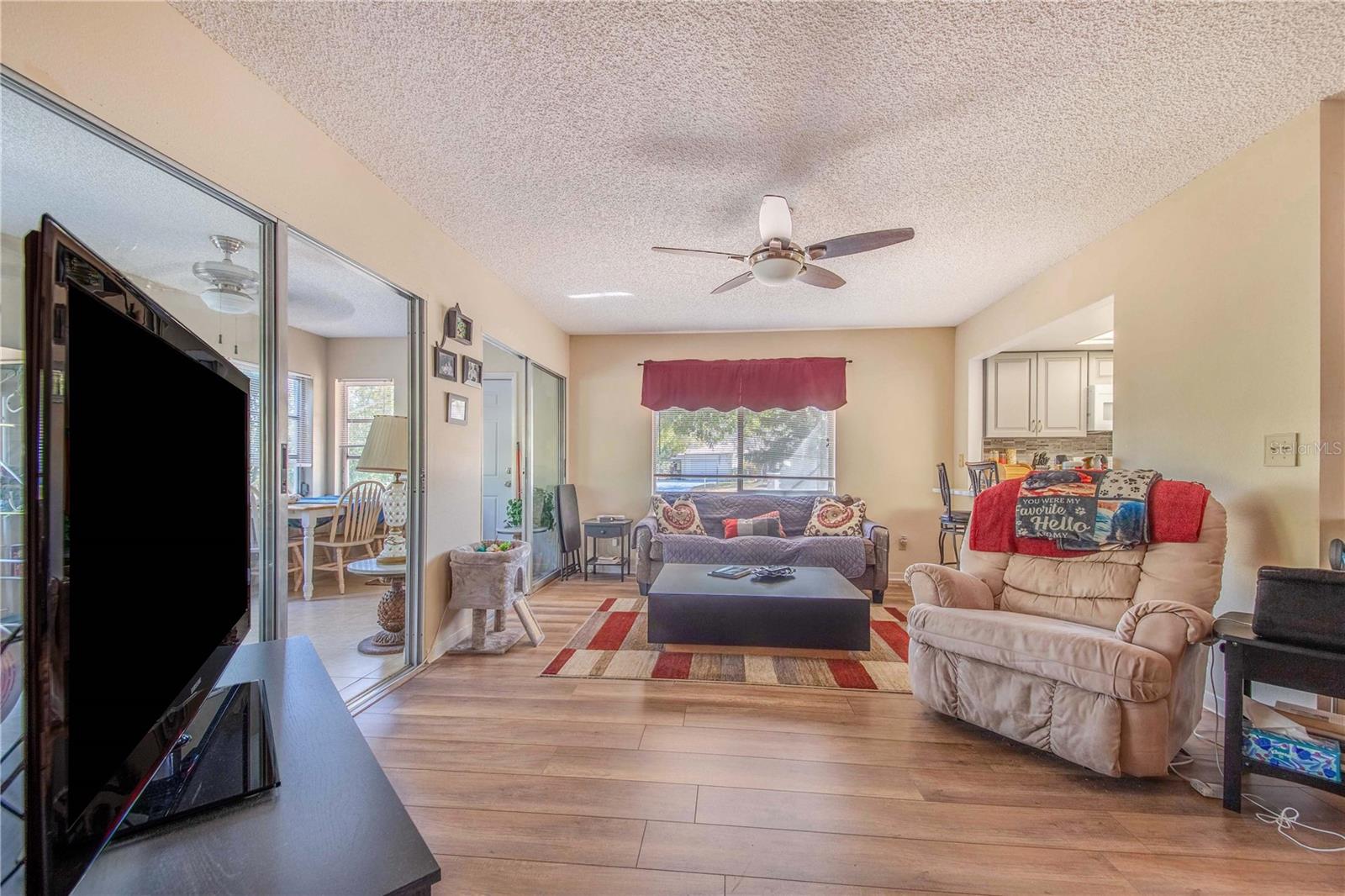 Image 17 of 35 For 389 San Jose Drive