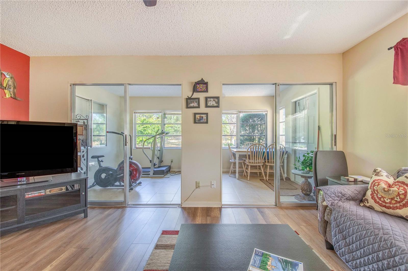 Image 19 of 35 For 389 San Jose Drive