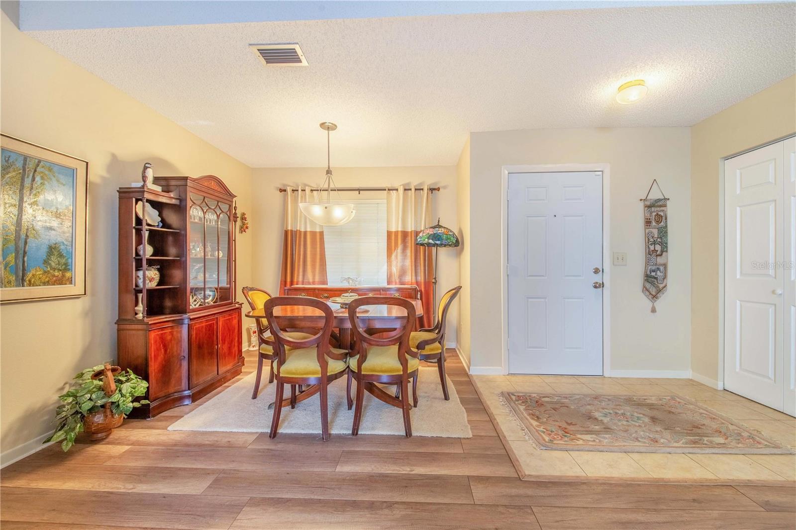 Image 7 of 35 For 389 San Jose Drive