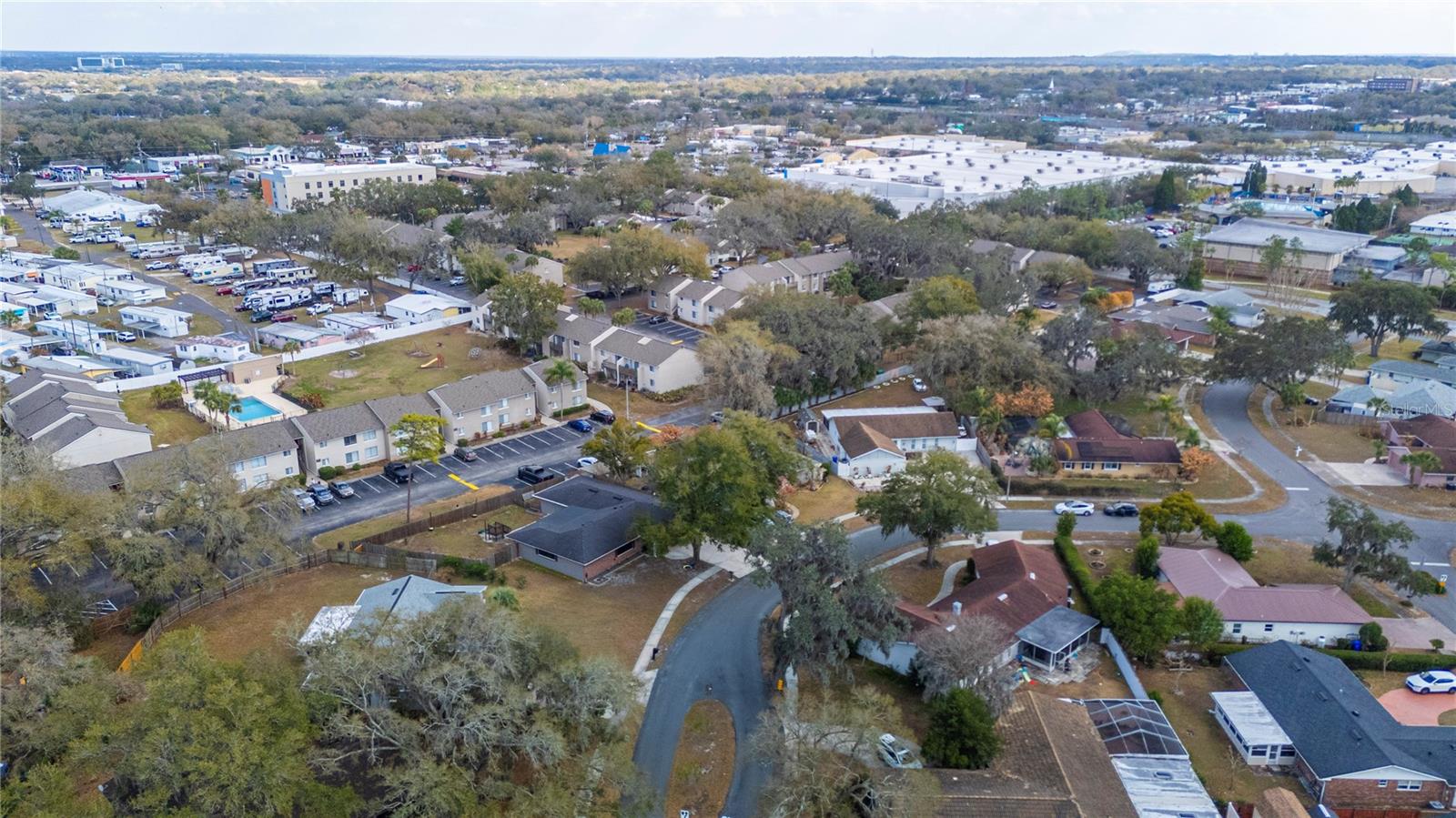 Image 46 of 50 For 513 Queens Loop N