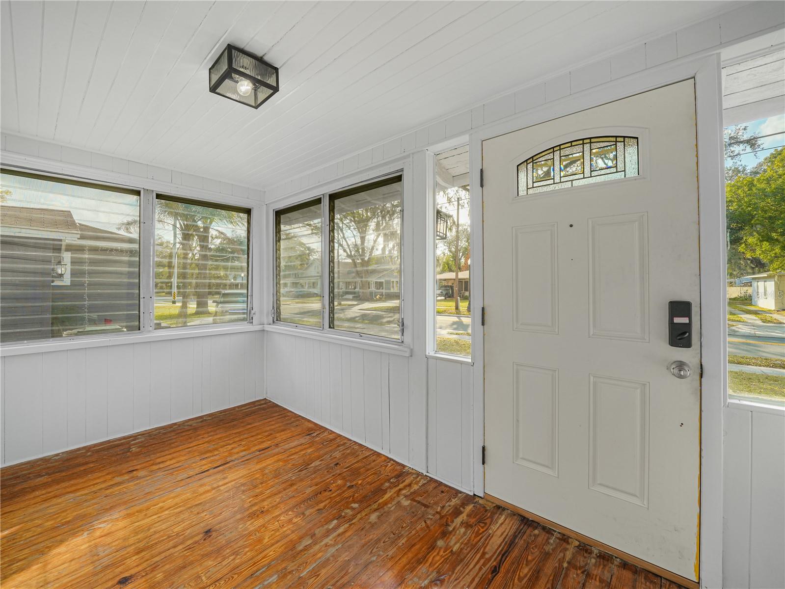 Image 2 of 22 For 510 Ingraham Avenue