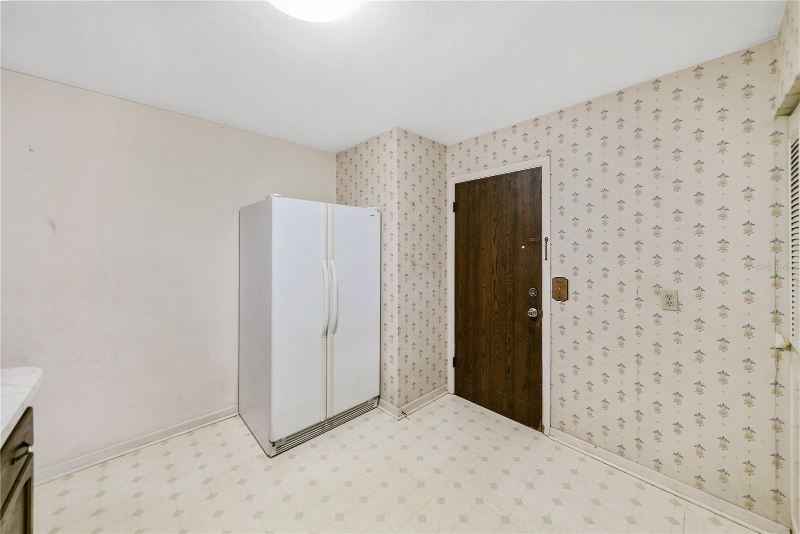 Image 12 of 42 For 1548 Foxridge Run Sw