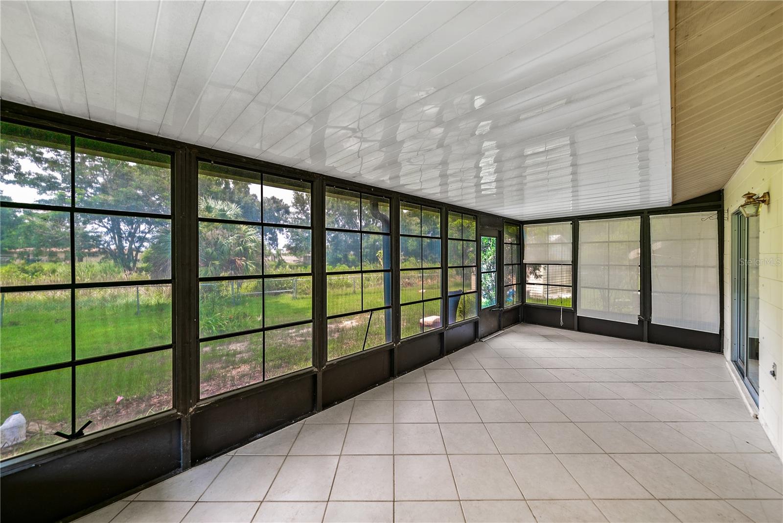 Image 22 of 42 For 1548 Foxridge Run Sw