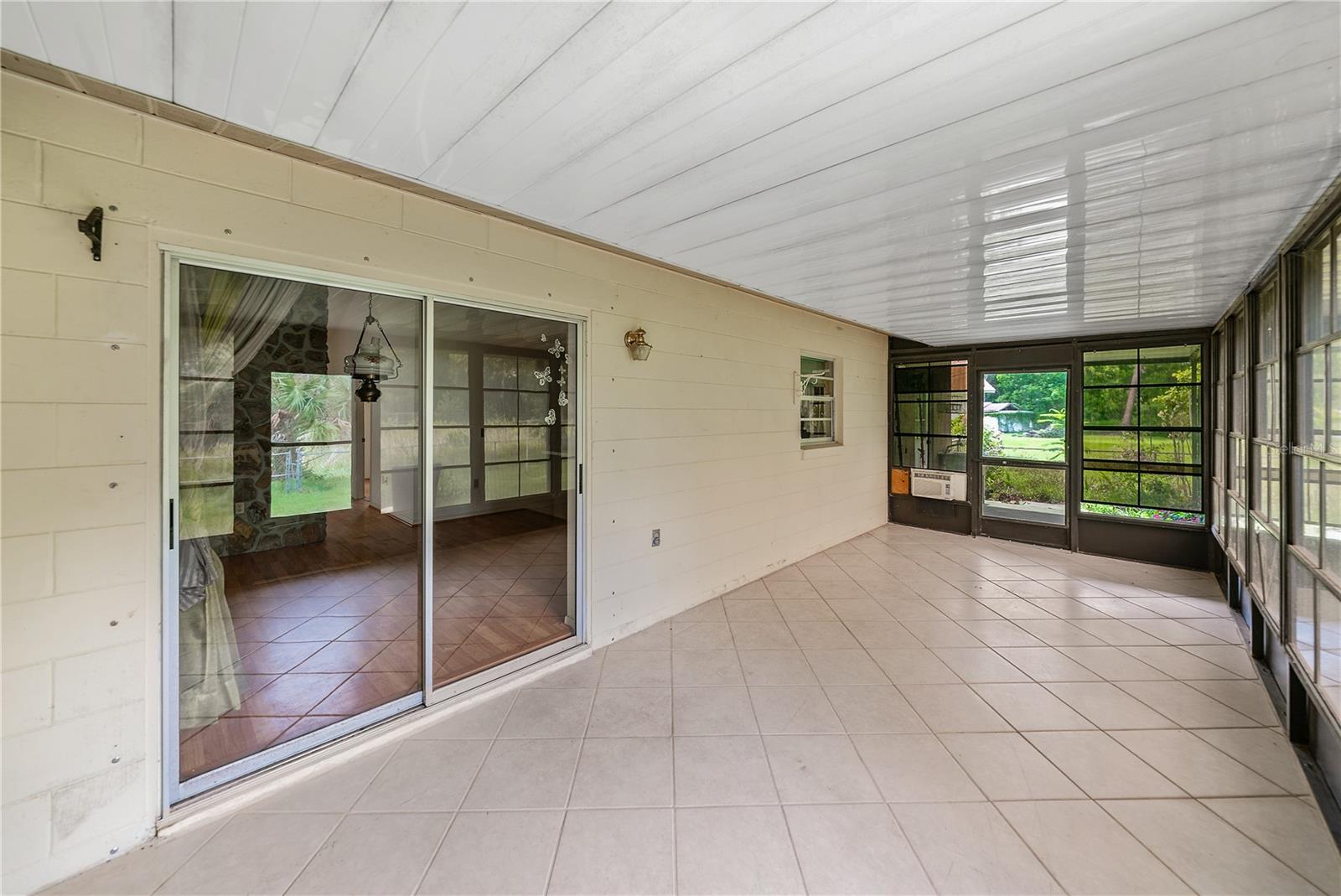 Image 23 of 42 For 1548 Foxridge Run Sw