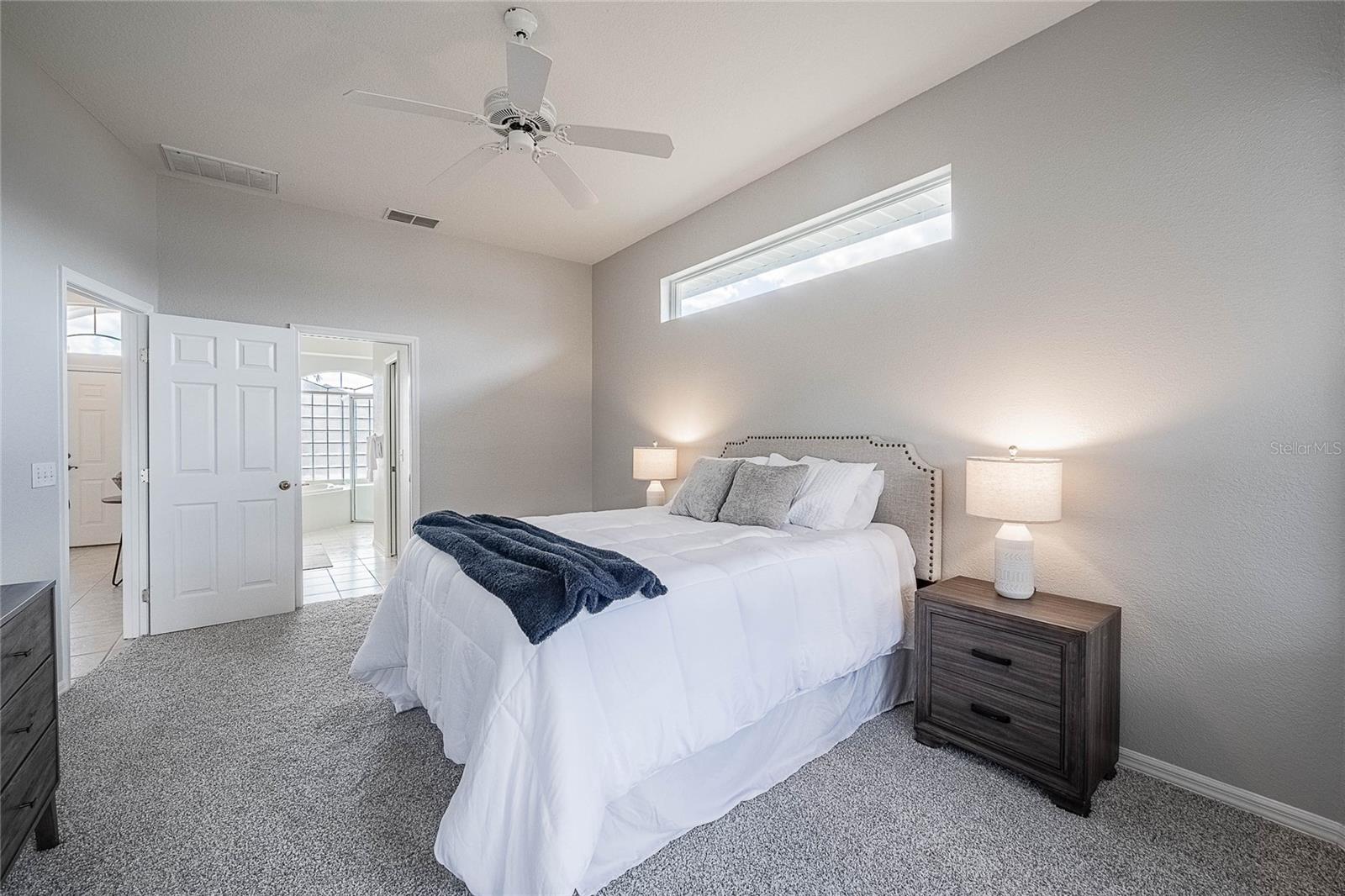 Image 18 of 41 For 2827 Shaughnessy Way