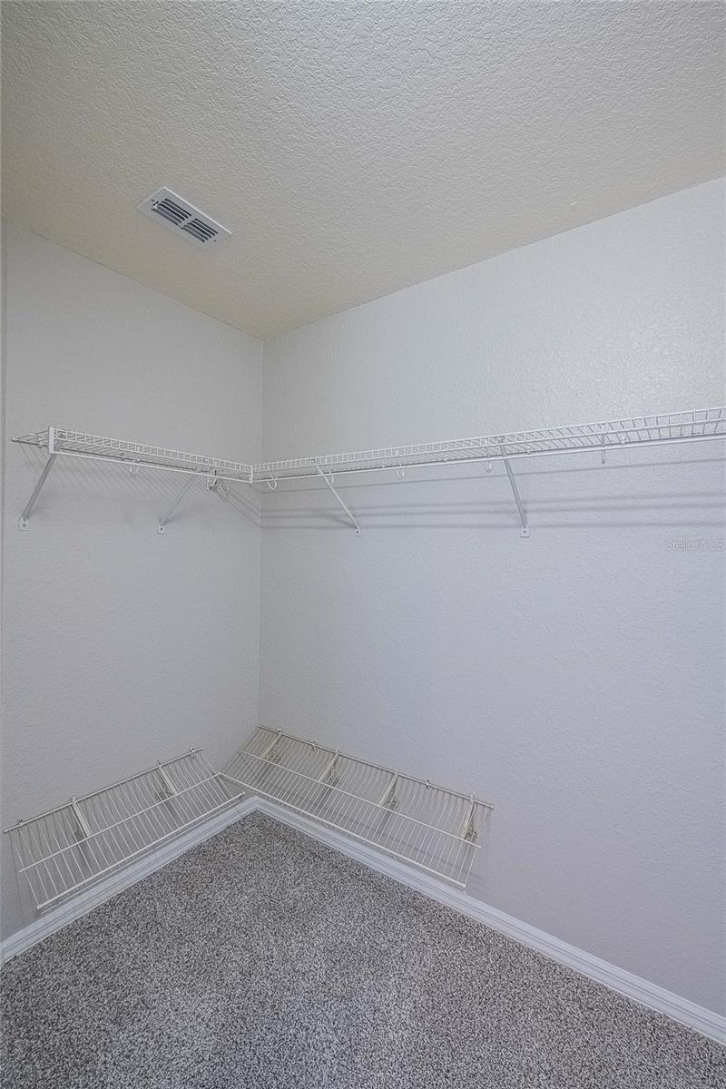 Image 20 of 41 For 2827 Shaughnessy Way