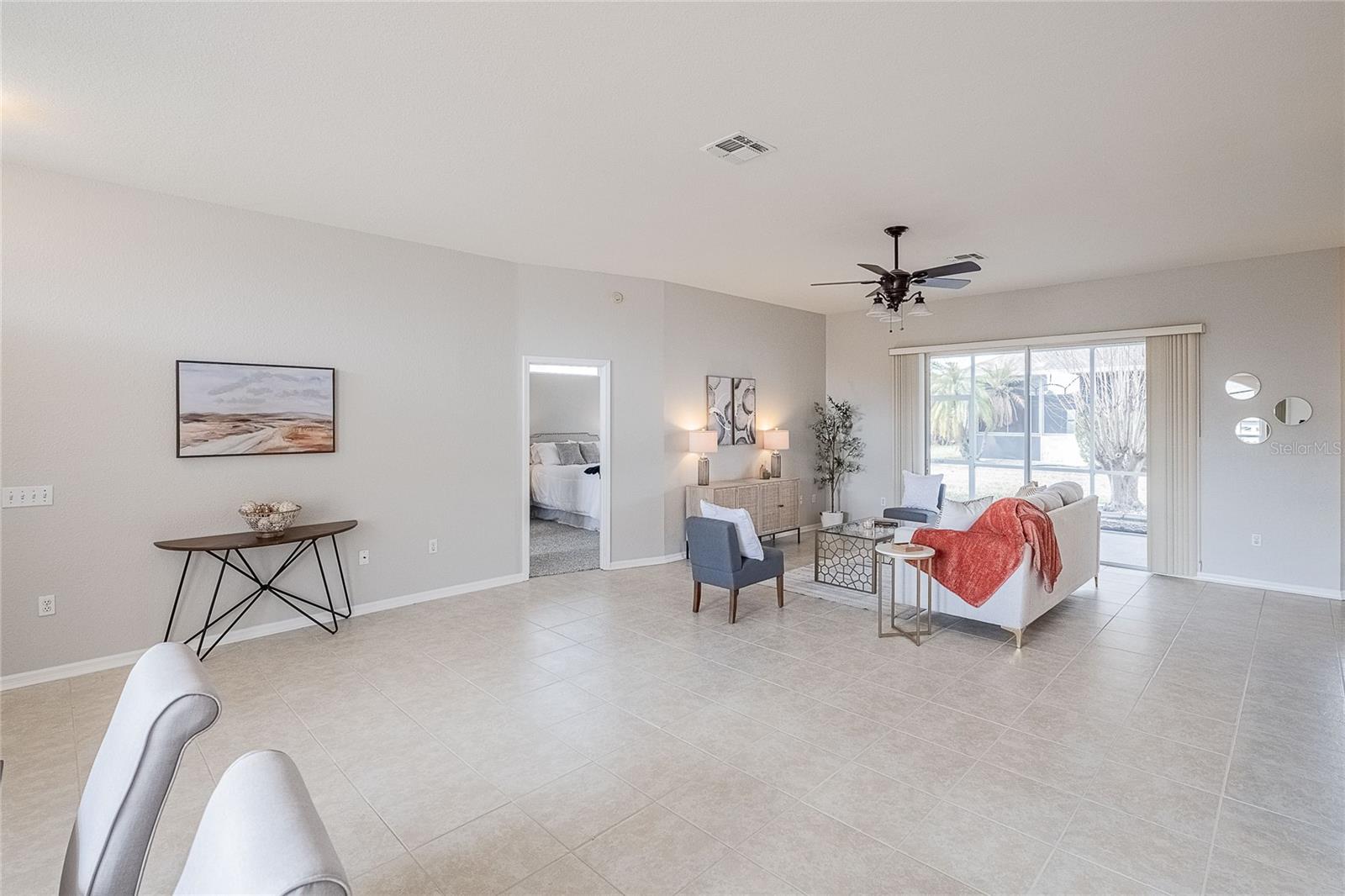 Image 7 of 41 For 2827 Shaughnessy Way