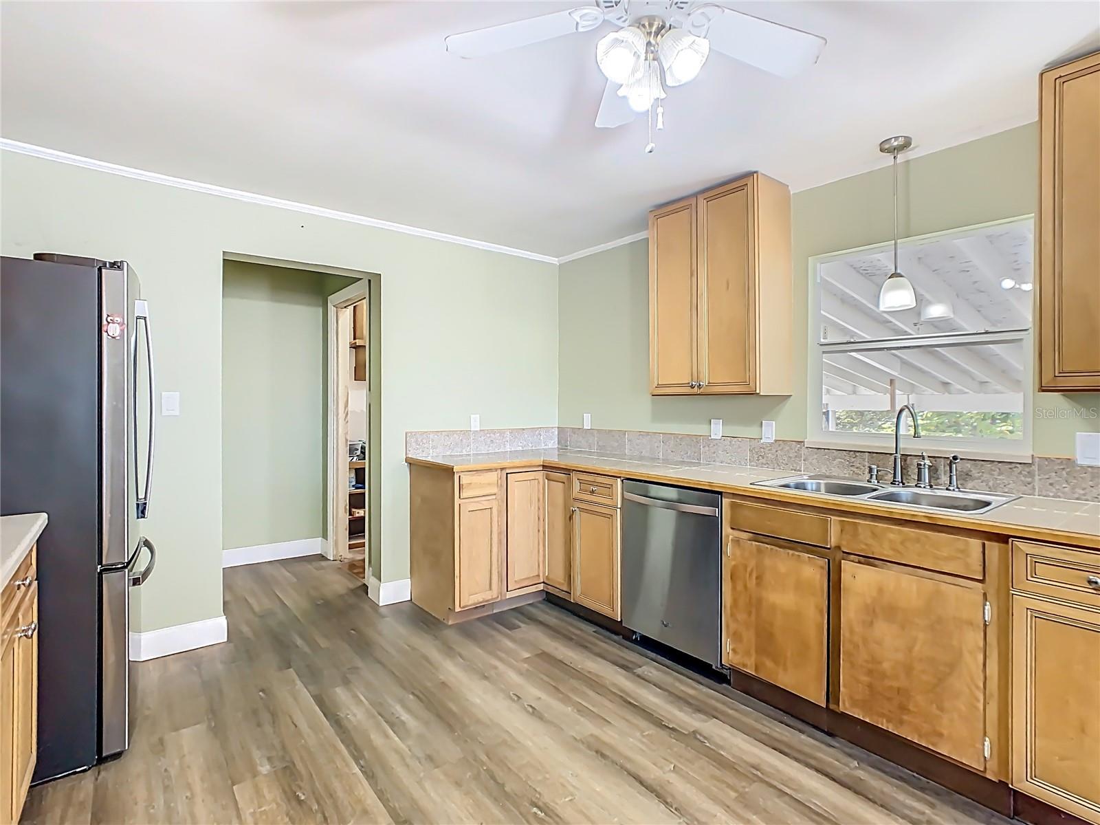 Image 18 of 46 For 304 Main Street