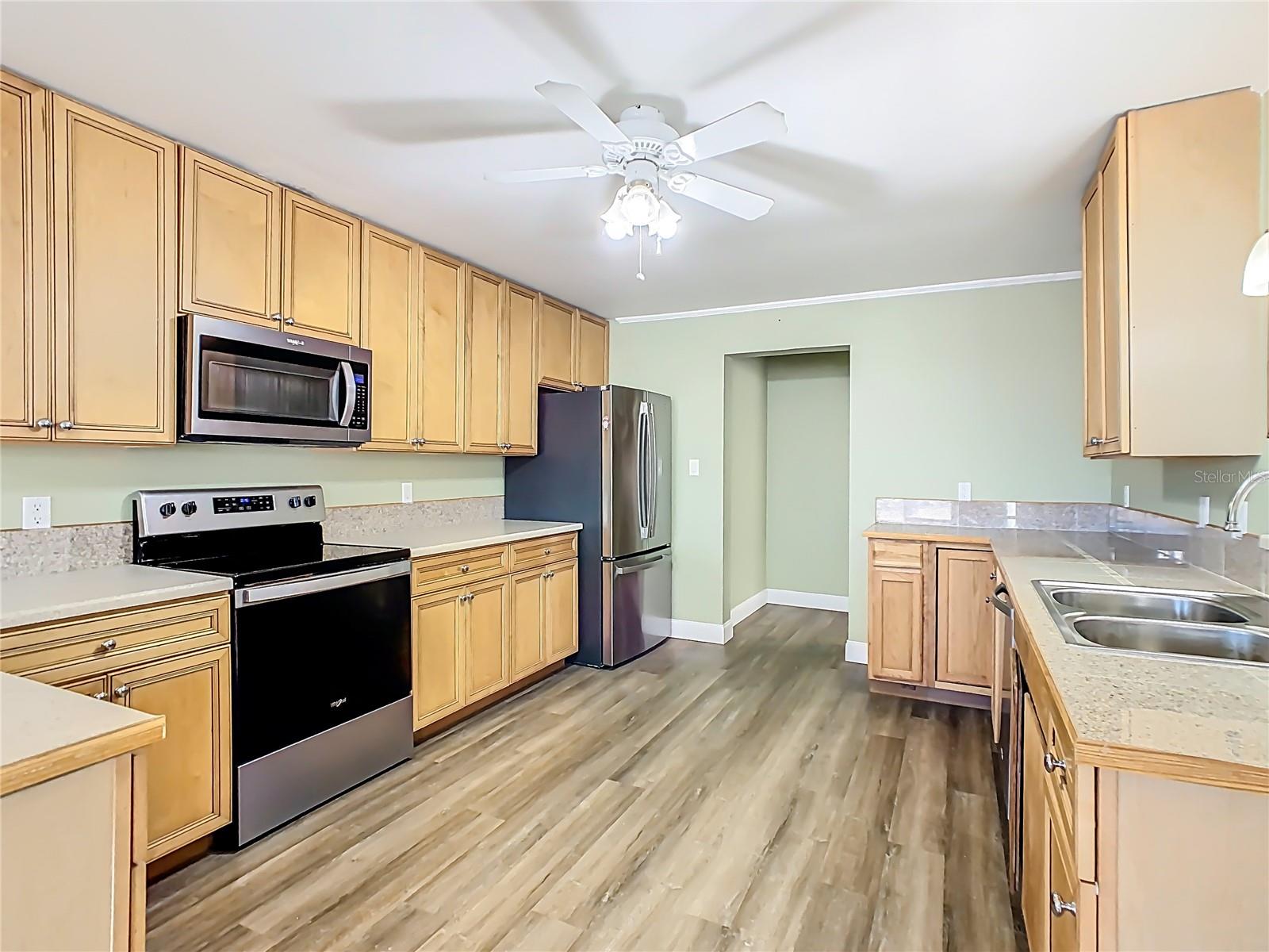 Image 19 of 46 For 304 Main Street