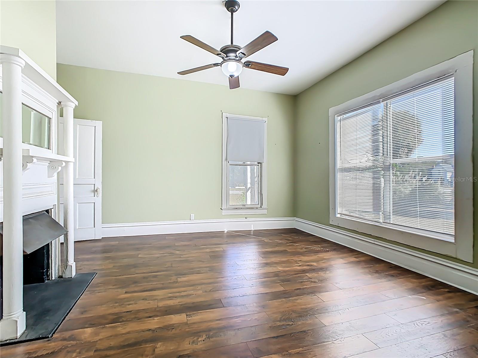 Image 23 of 46 For 304 Main Street