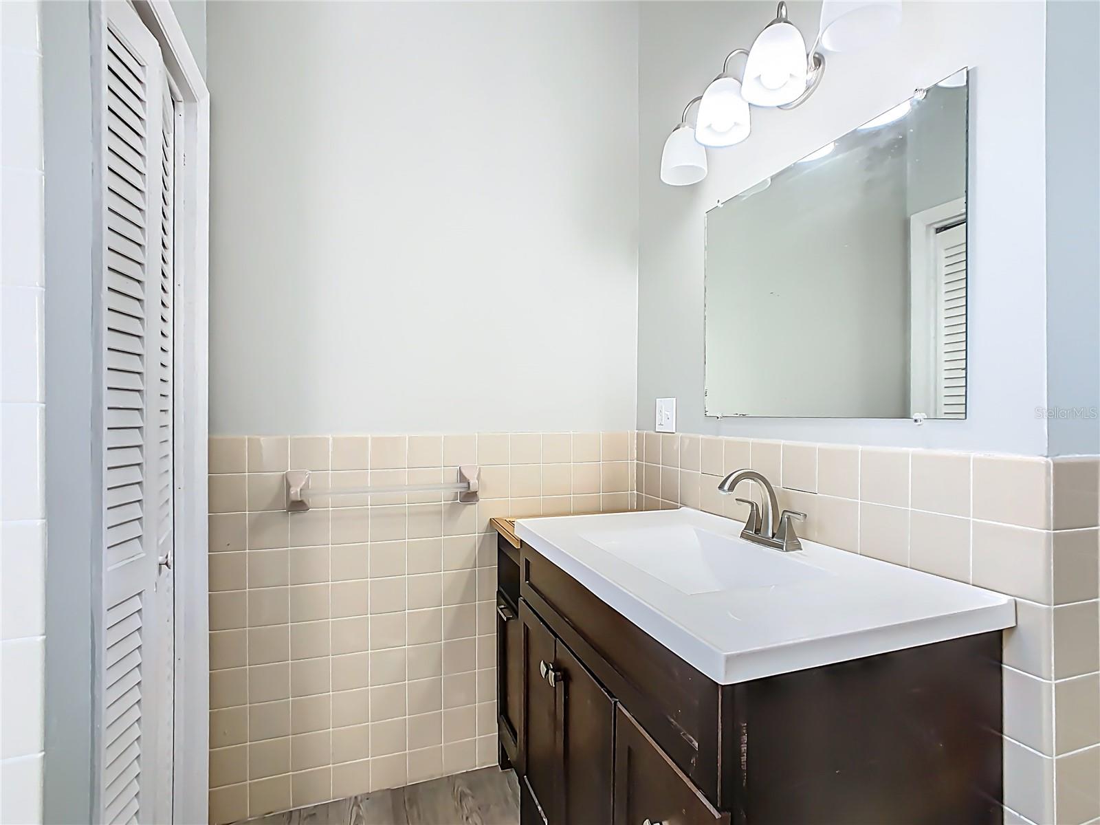 Image 33 of 46 For 304 Main Street