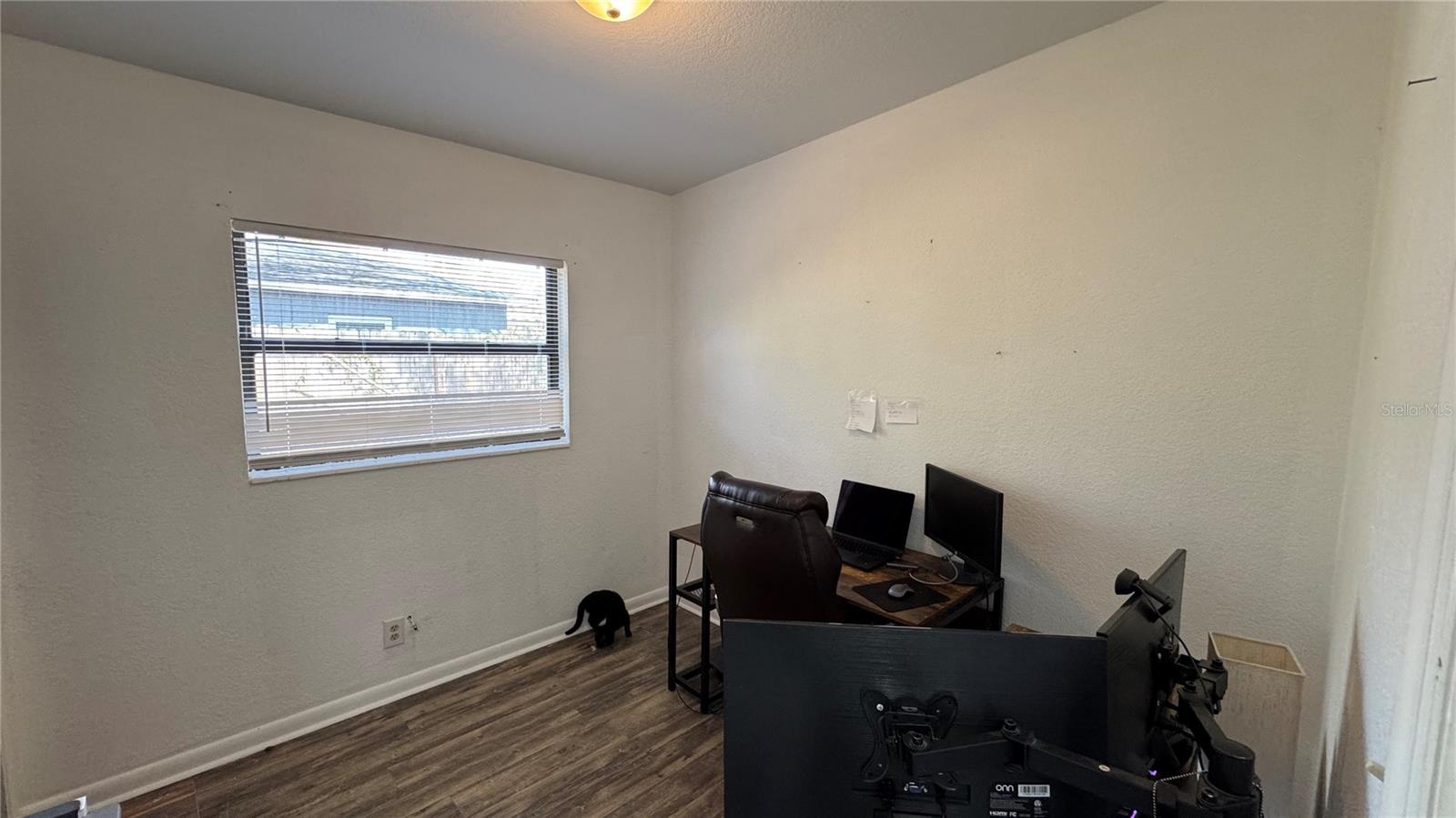 Image 6 of 17 For 2925 Bellwood Avenue