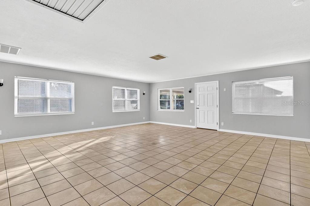 Image 15 of 40 For 1201 5th Street Ne