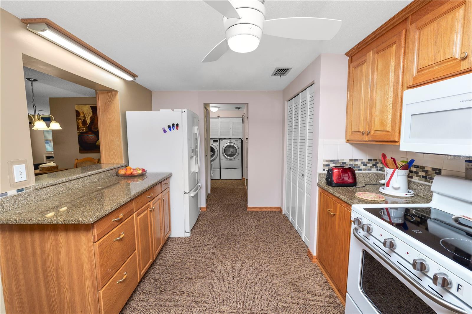 Image 18 of 46 For 927 Jere Circle