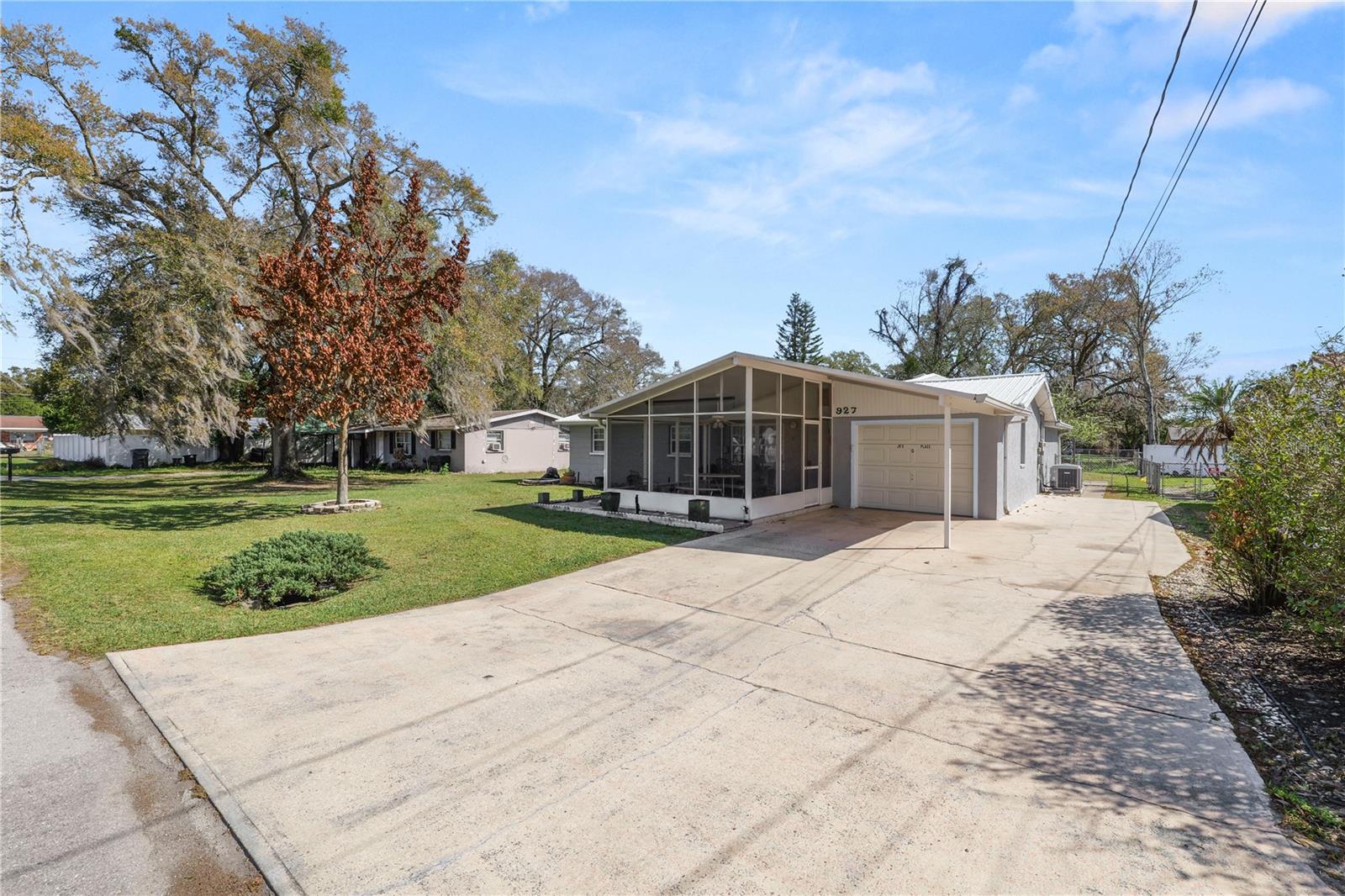 Image 2 of 46 For 927 Jere Circle