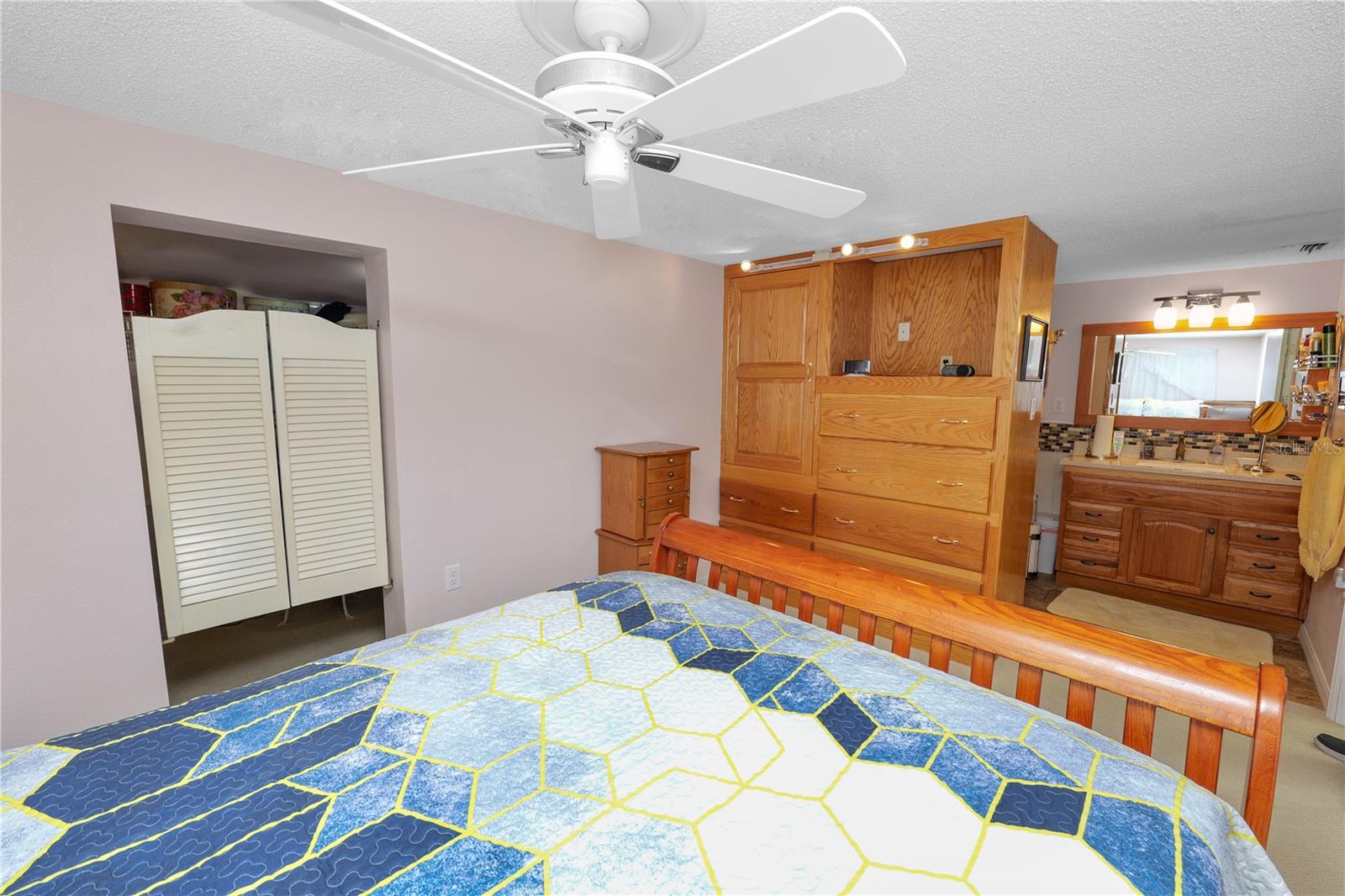 Image 25 of 46 For 927 Jere Circle