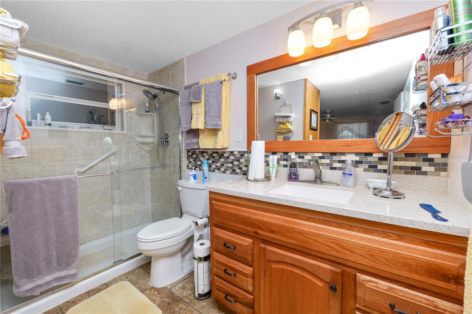 Image 26 of 46 For 927 Jere Circle