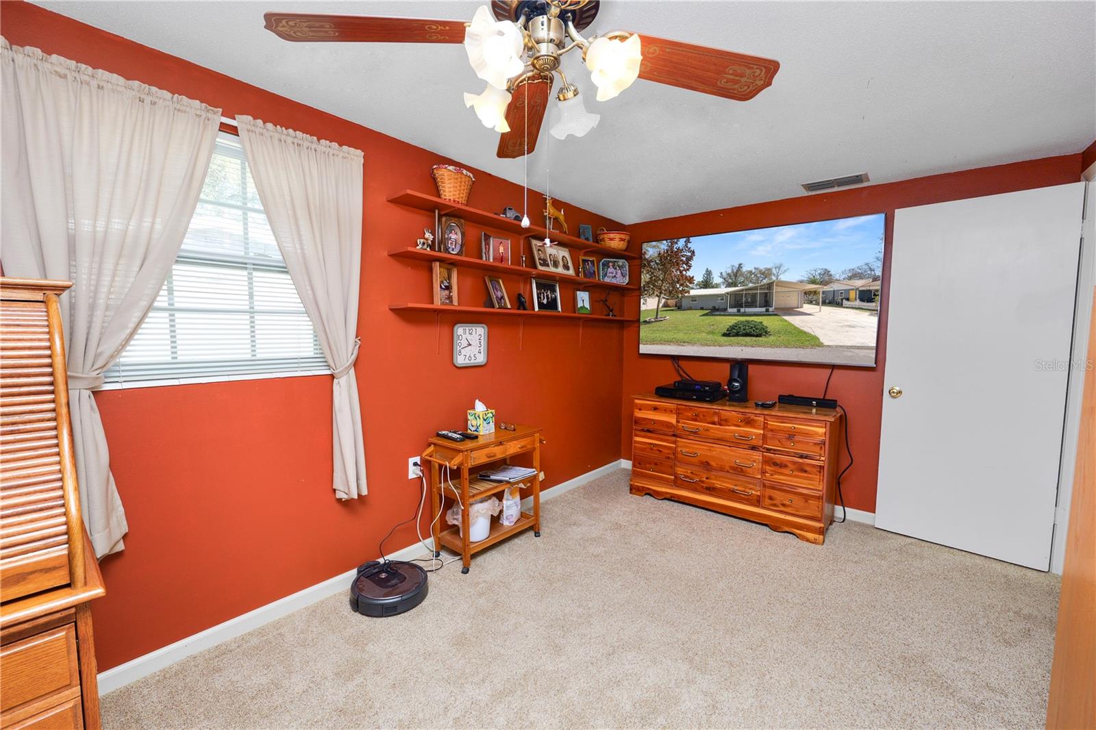 Image 32 of 46 For 927 Jere Circle