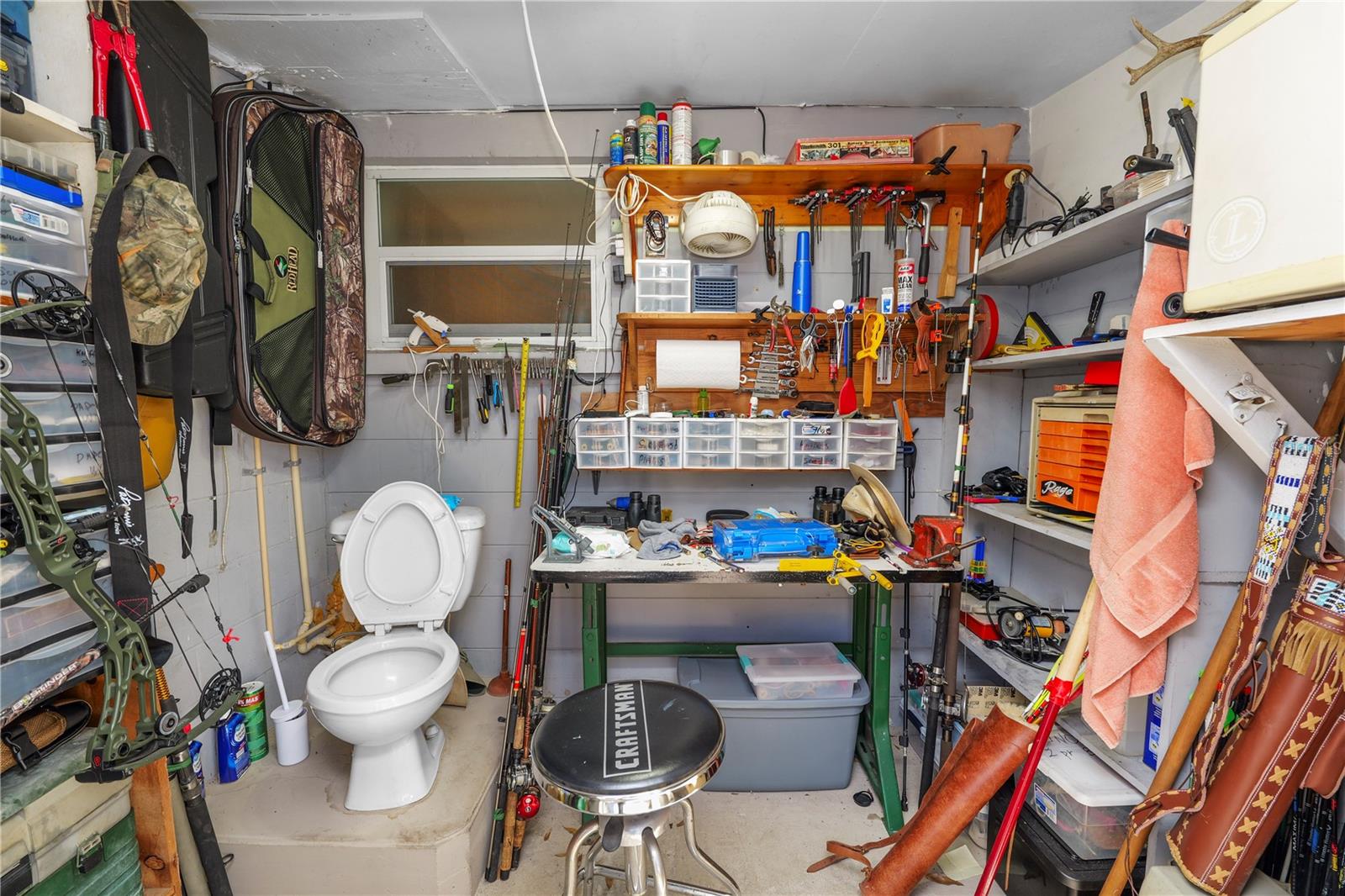 Image 41 of 46 For 927 Jere Circle